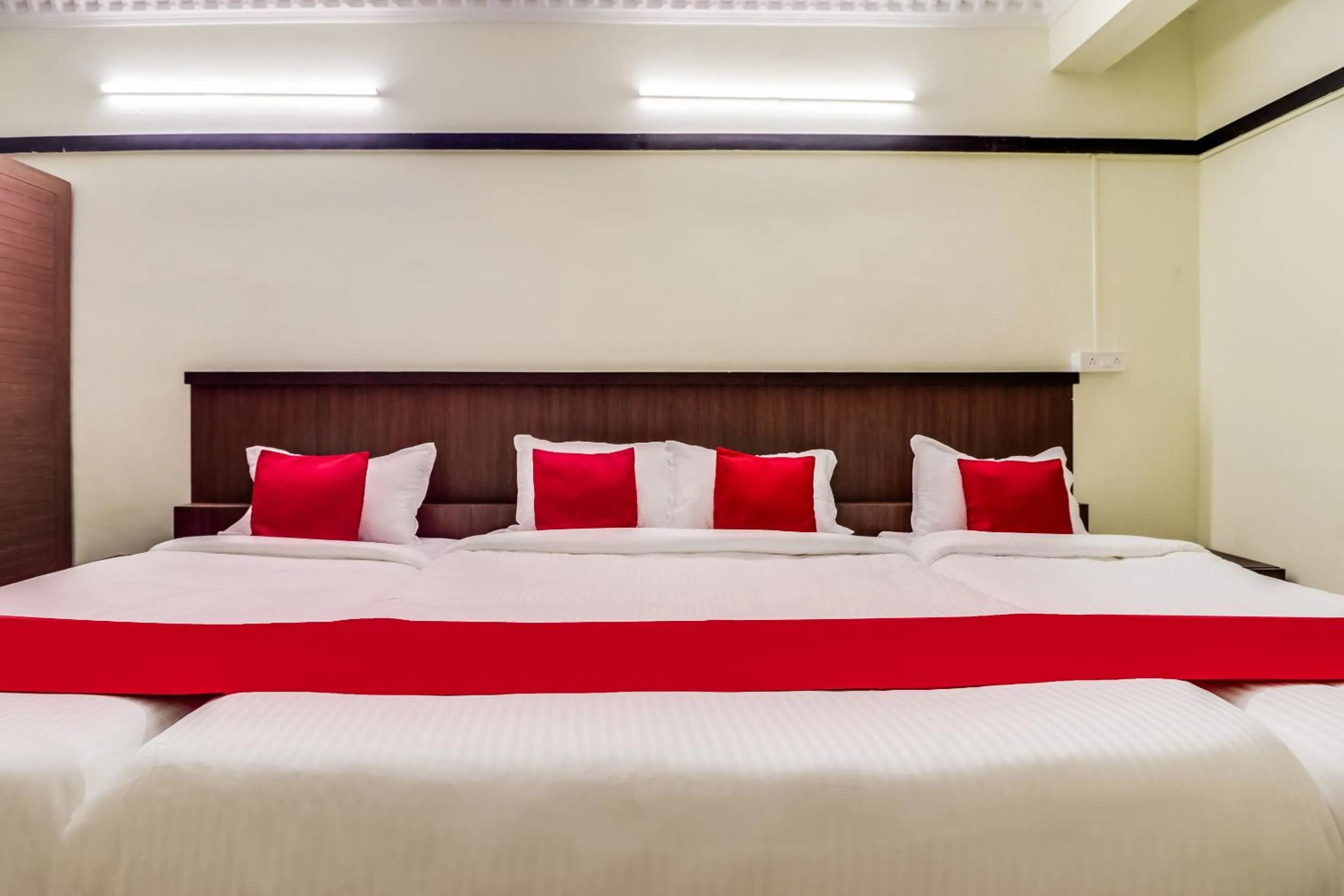 Bedroom in Hotel O Elite Residency