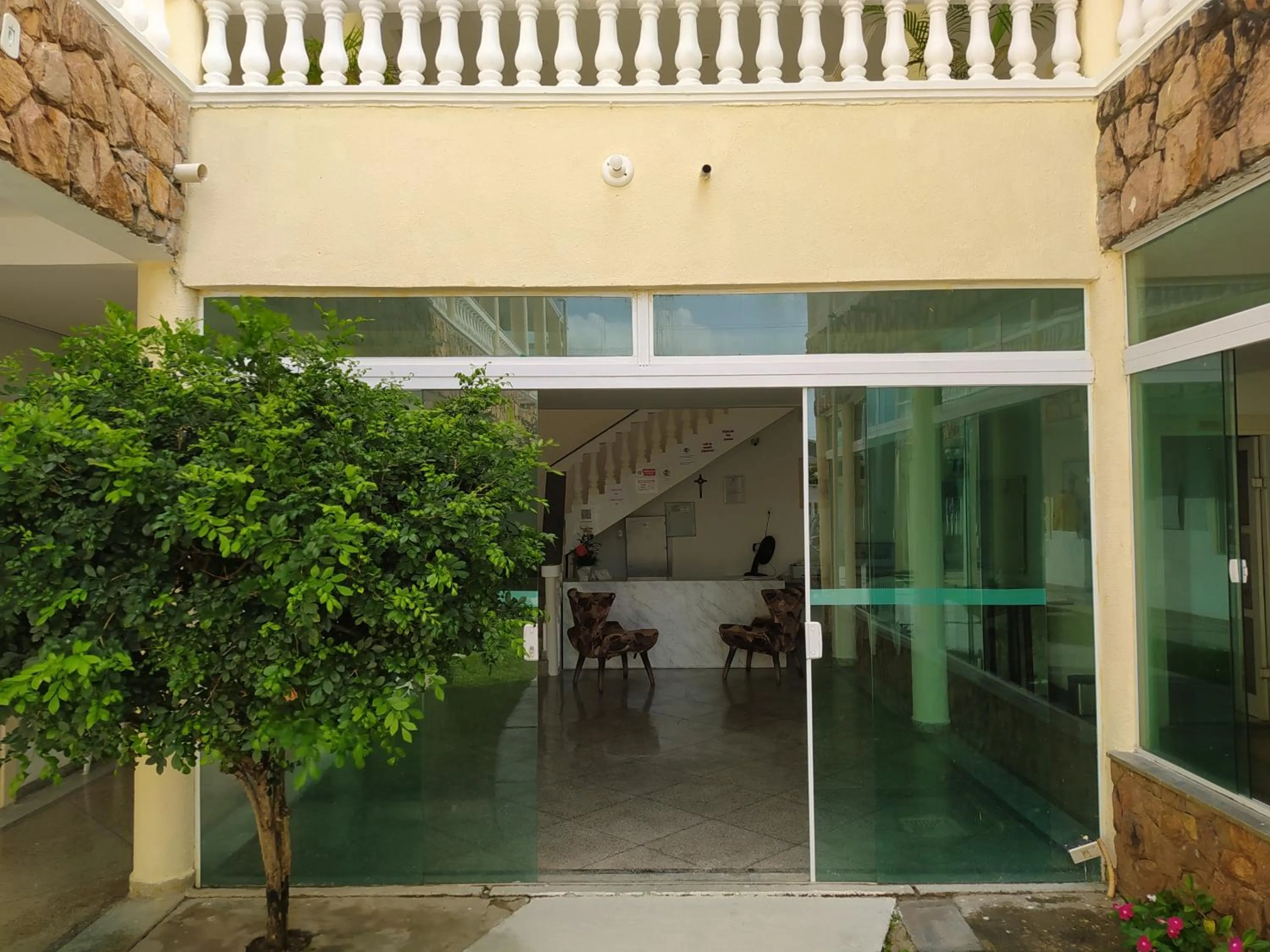 Facade/entrance in Pousada Aruamar