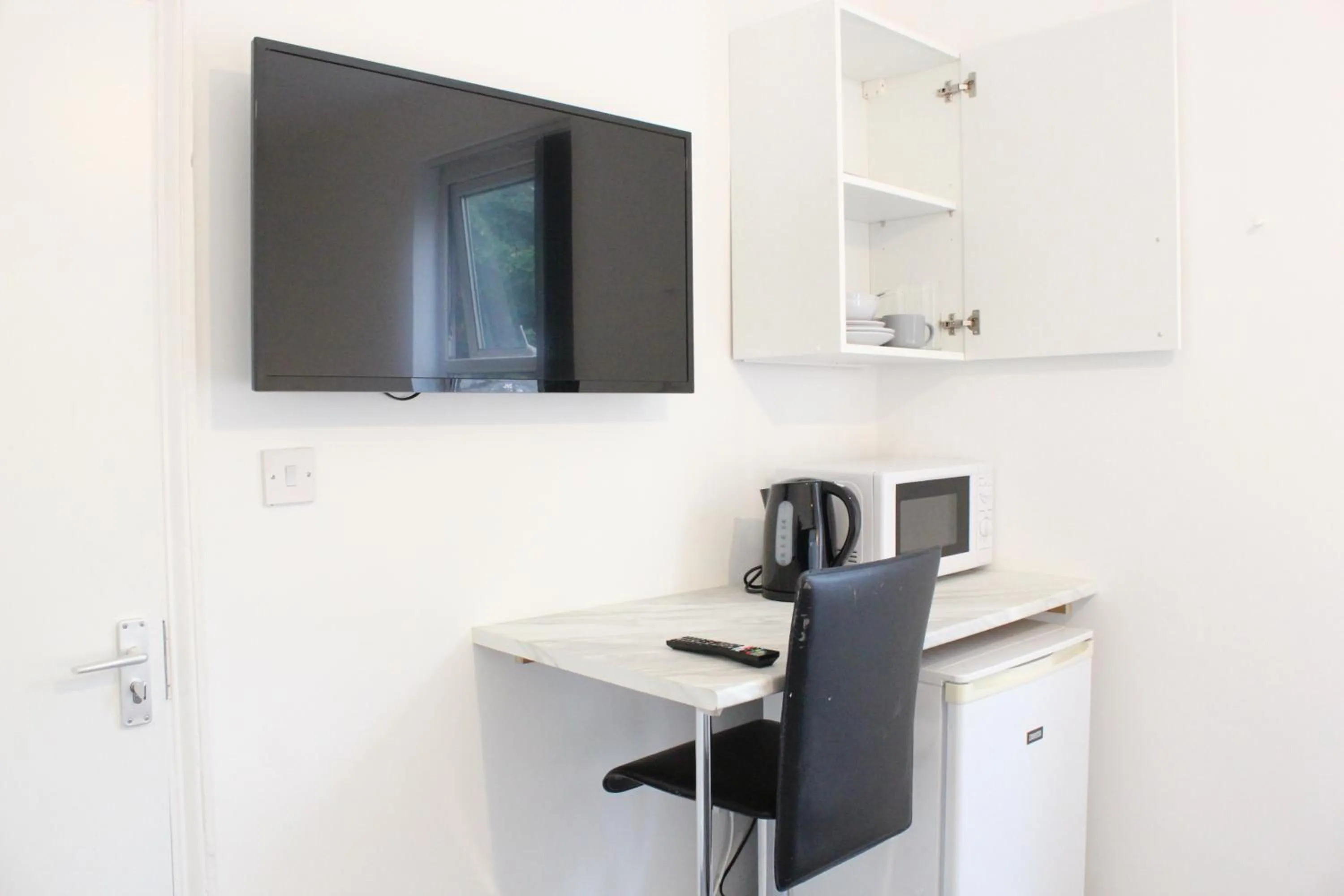 TV and multimedia in St Peter's Shared House