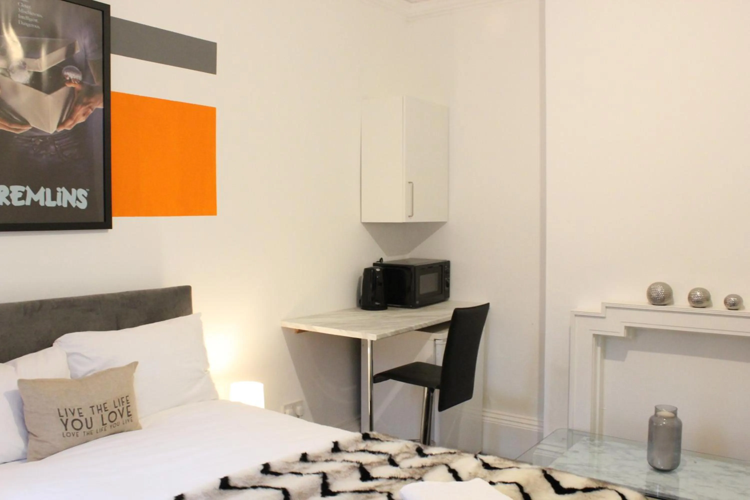 kitchen, Bed in St Peter's Shared House