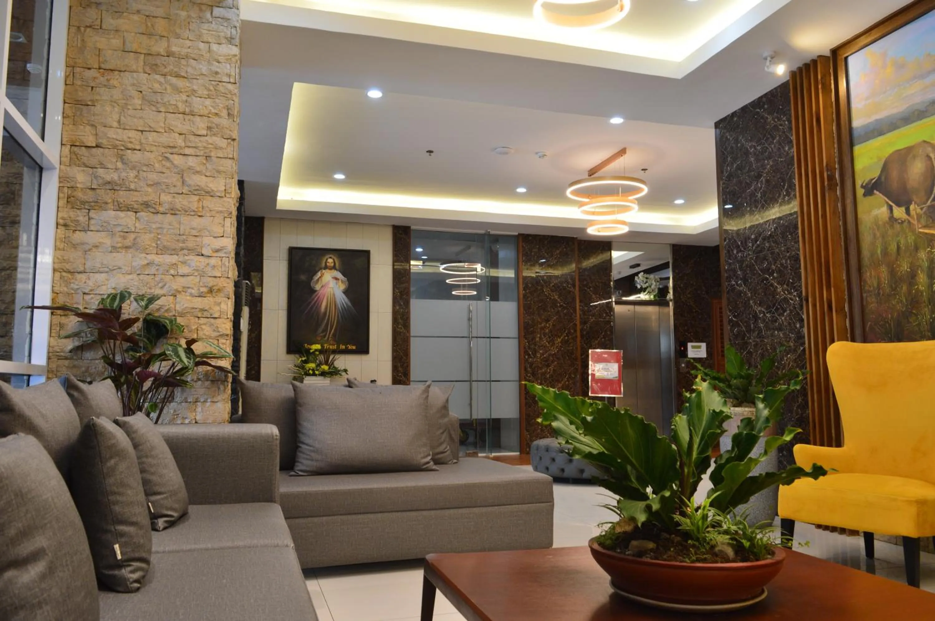 Lobby or reception in Carlosta Hotel