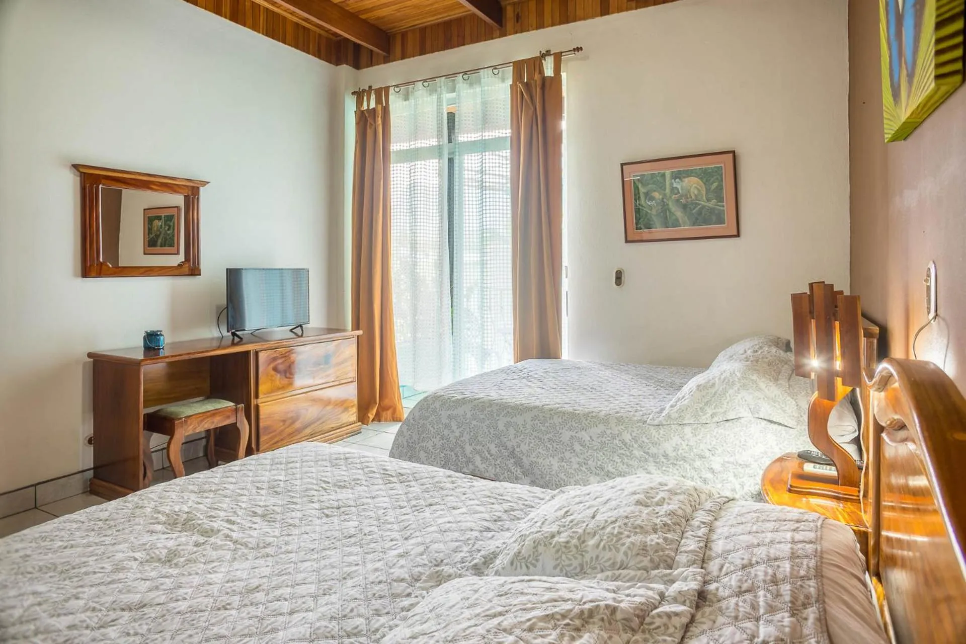 The Blue Suites & Spa