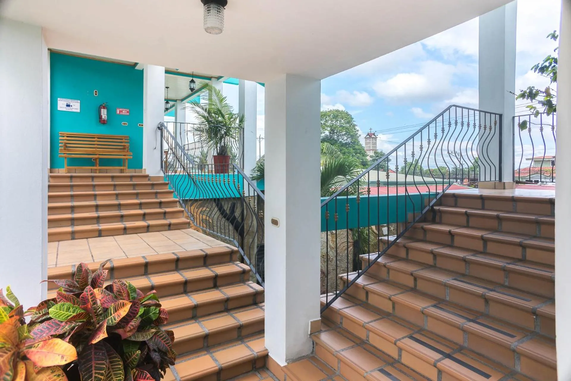 The Blue Suites & Spa