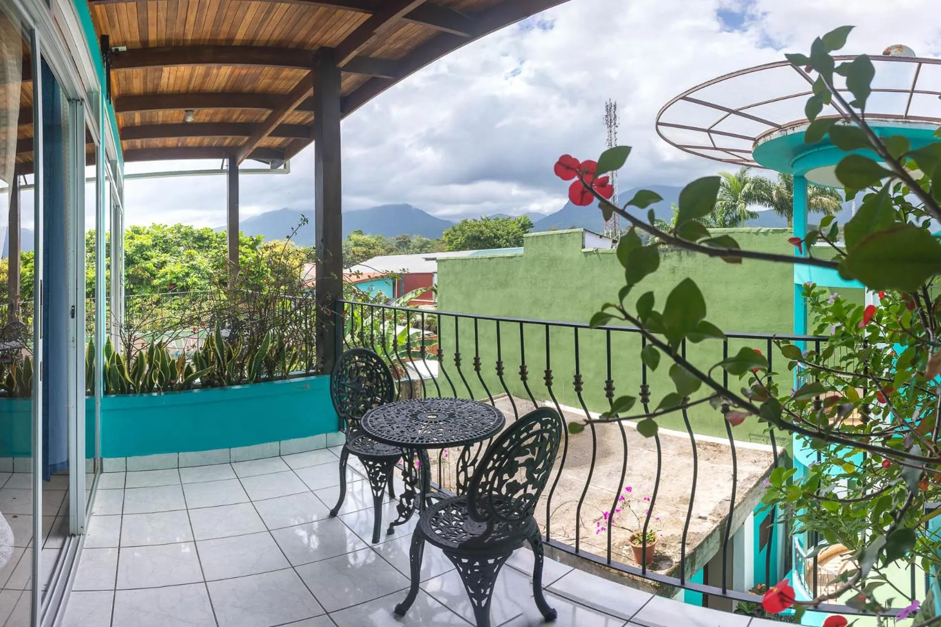 The Blue Suites & Spa