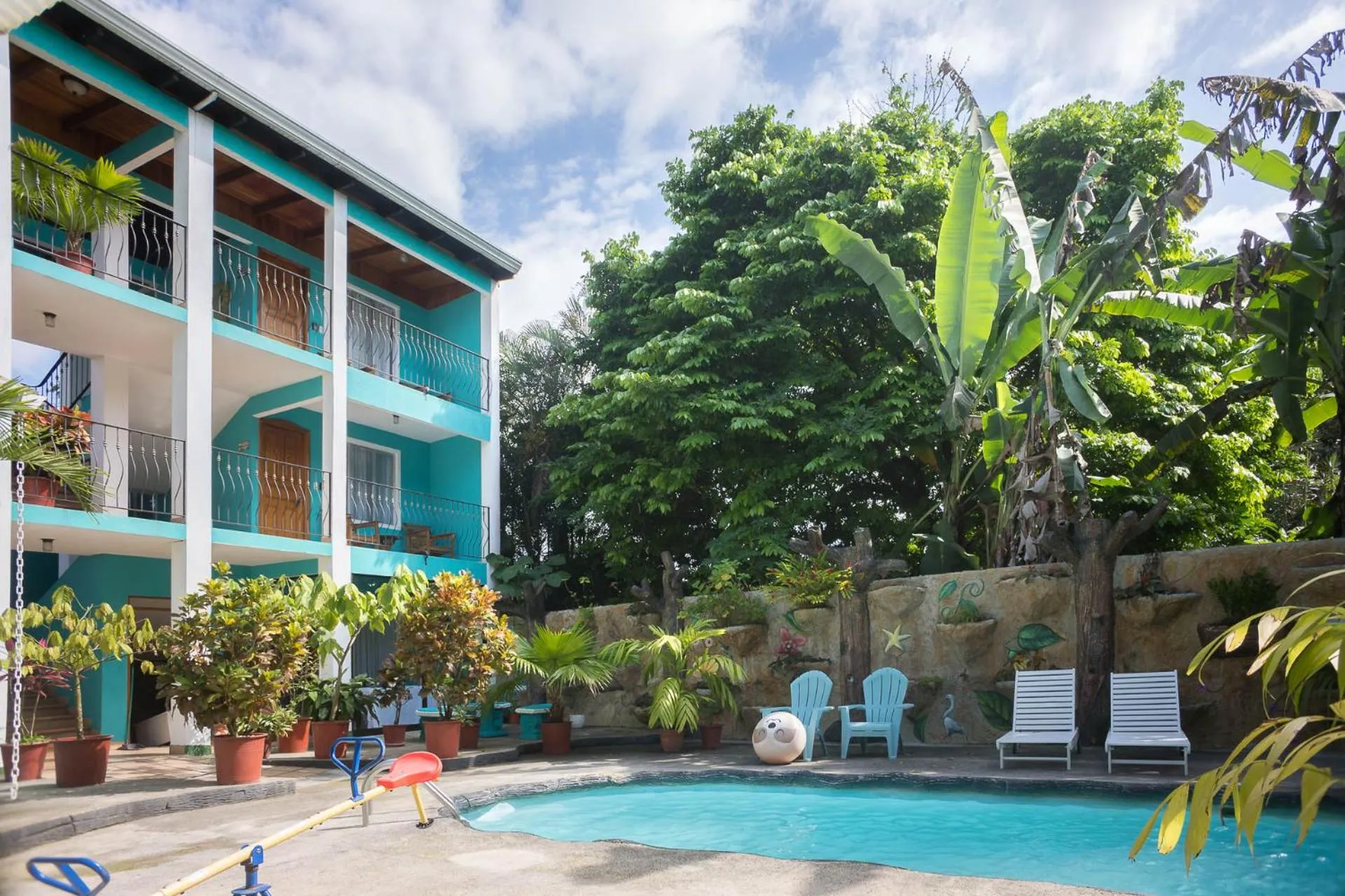 The Blue Suites & Spa