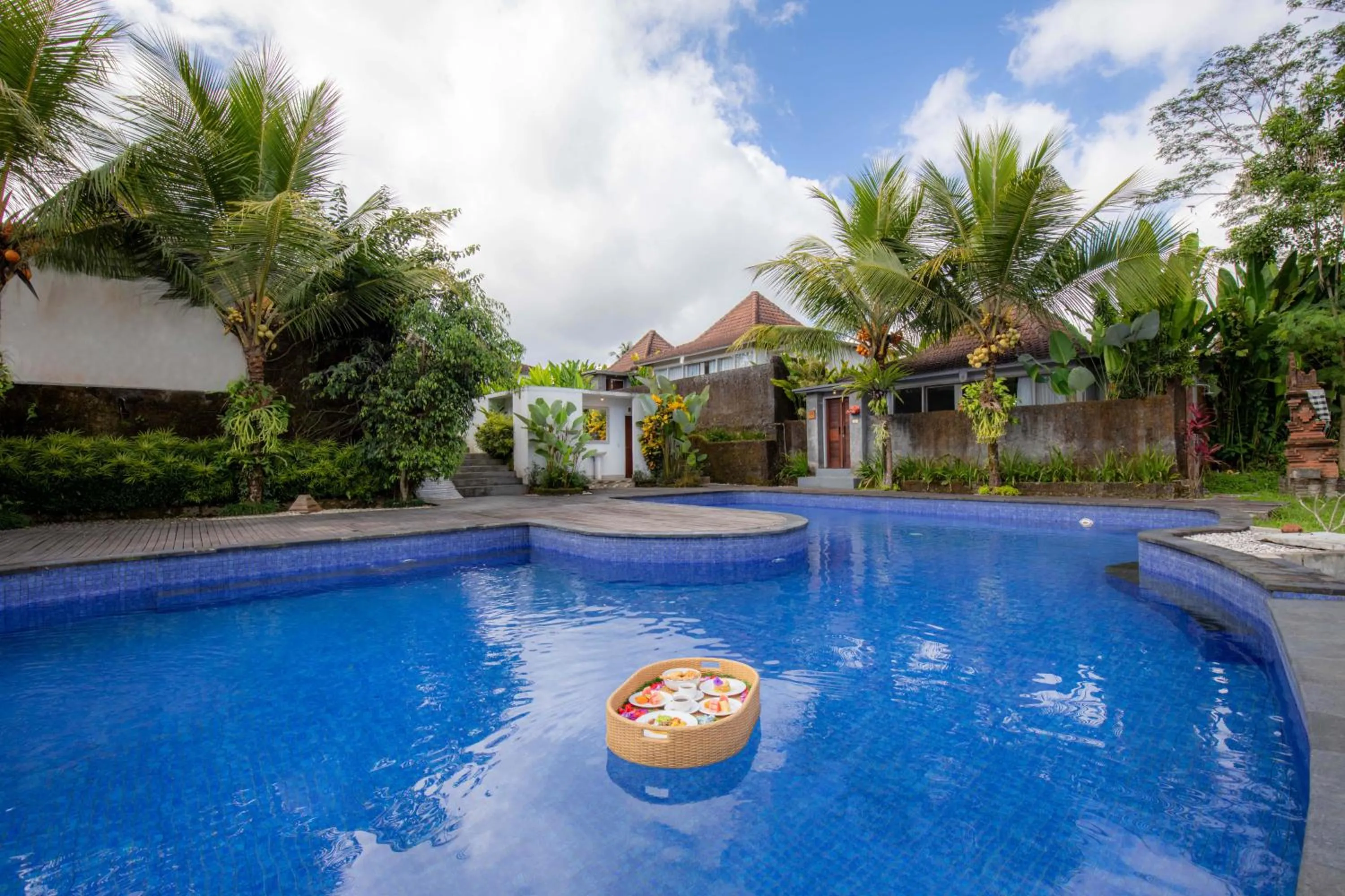 Garden in Tanta Escape