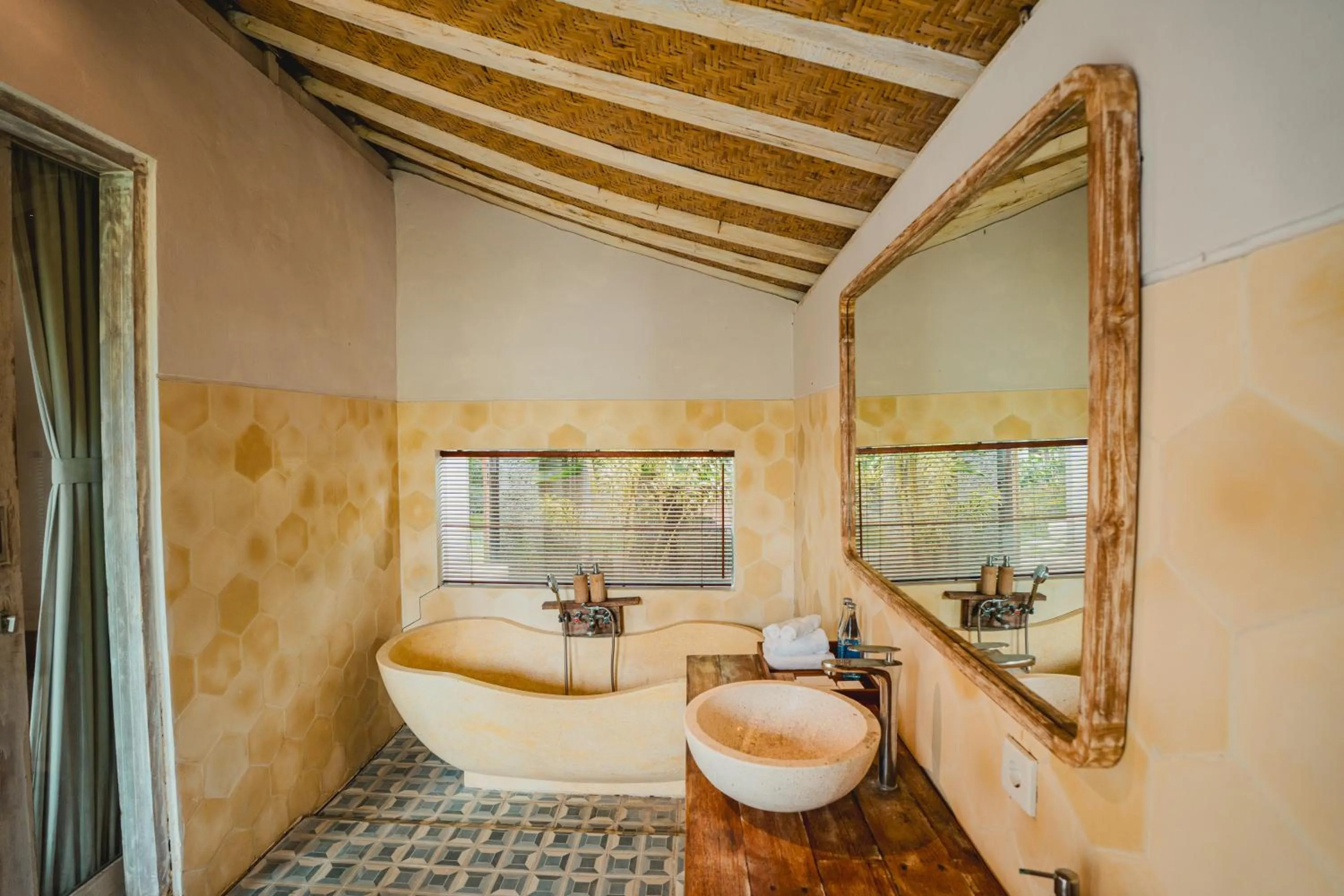 Bathroom in Tanta Escape