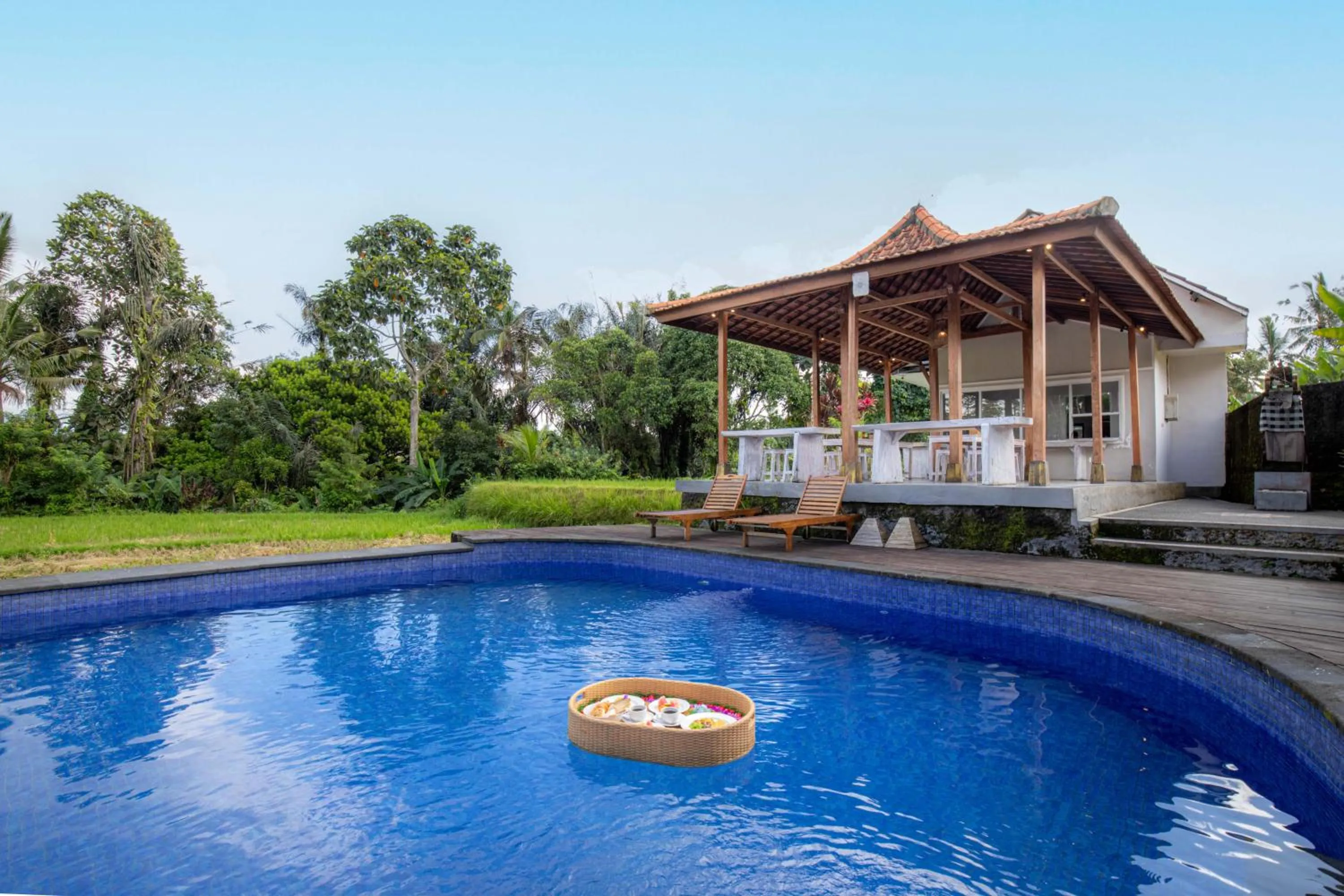 Property building in Tanta Escape