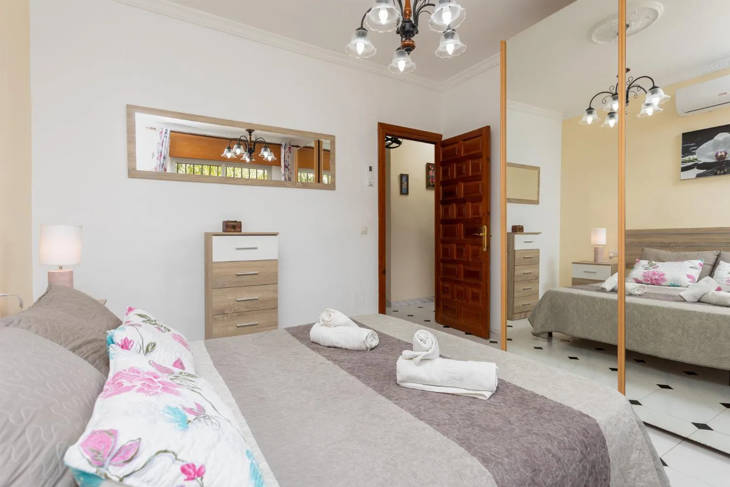 Other, Bed in Villa Las Palomas