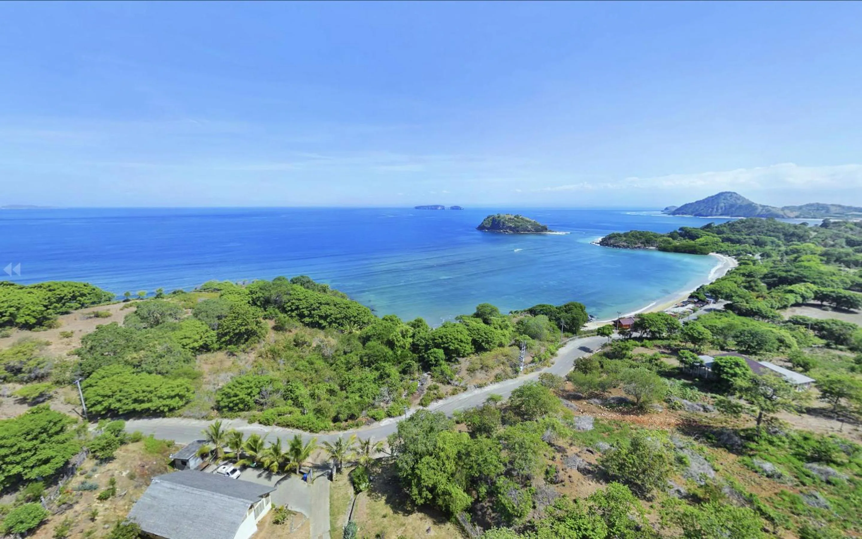 Beach in KERTASARI LODGE