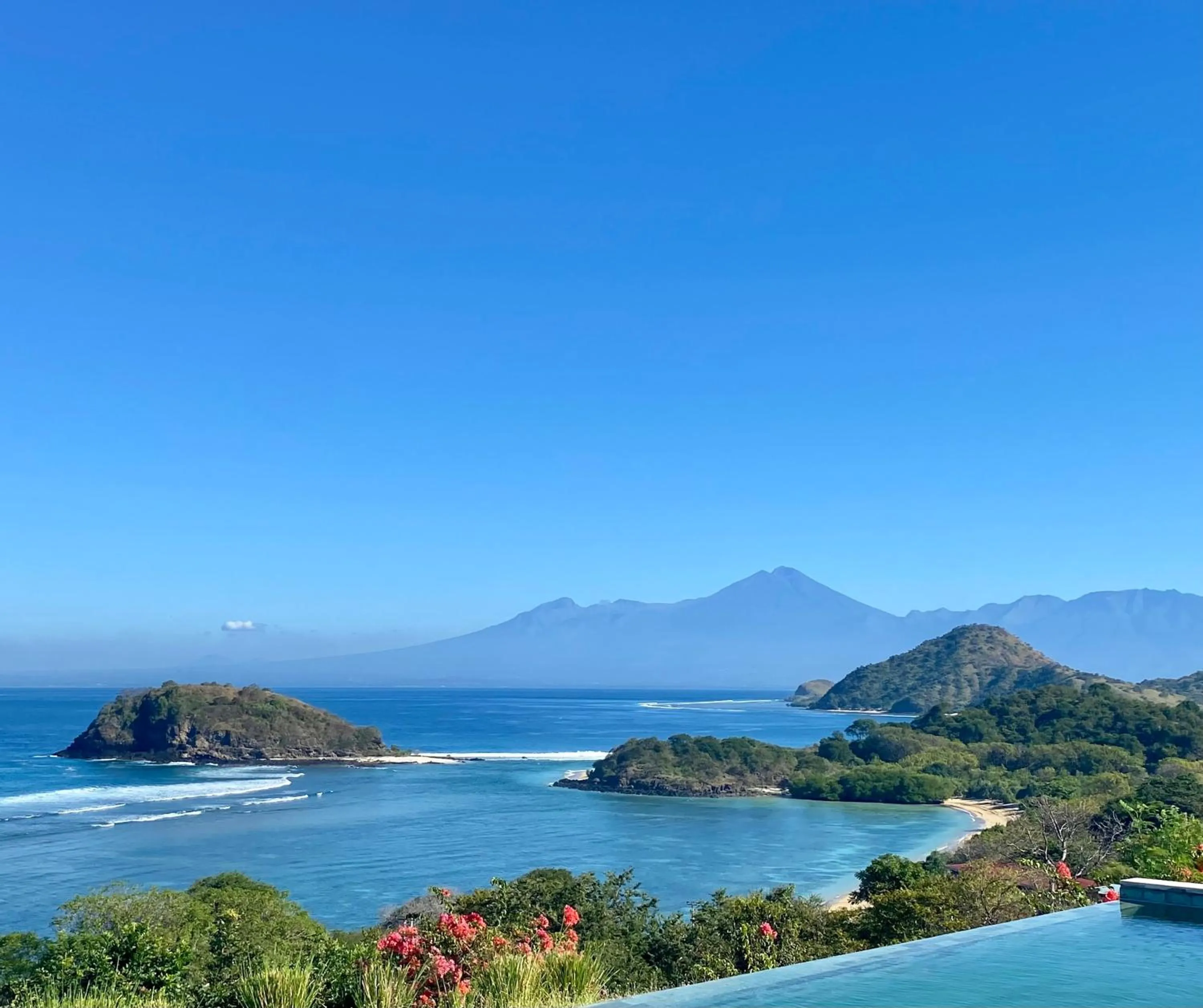 Mountain view in KERTASARI LODGE