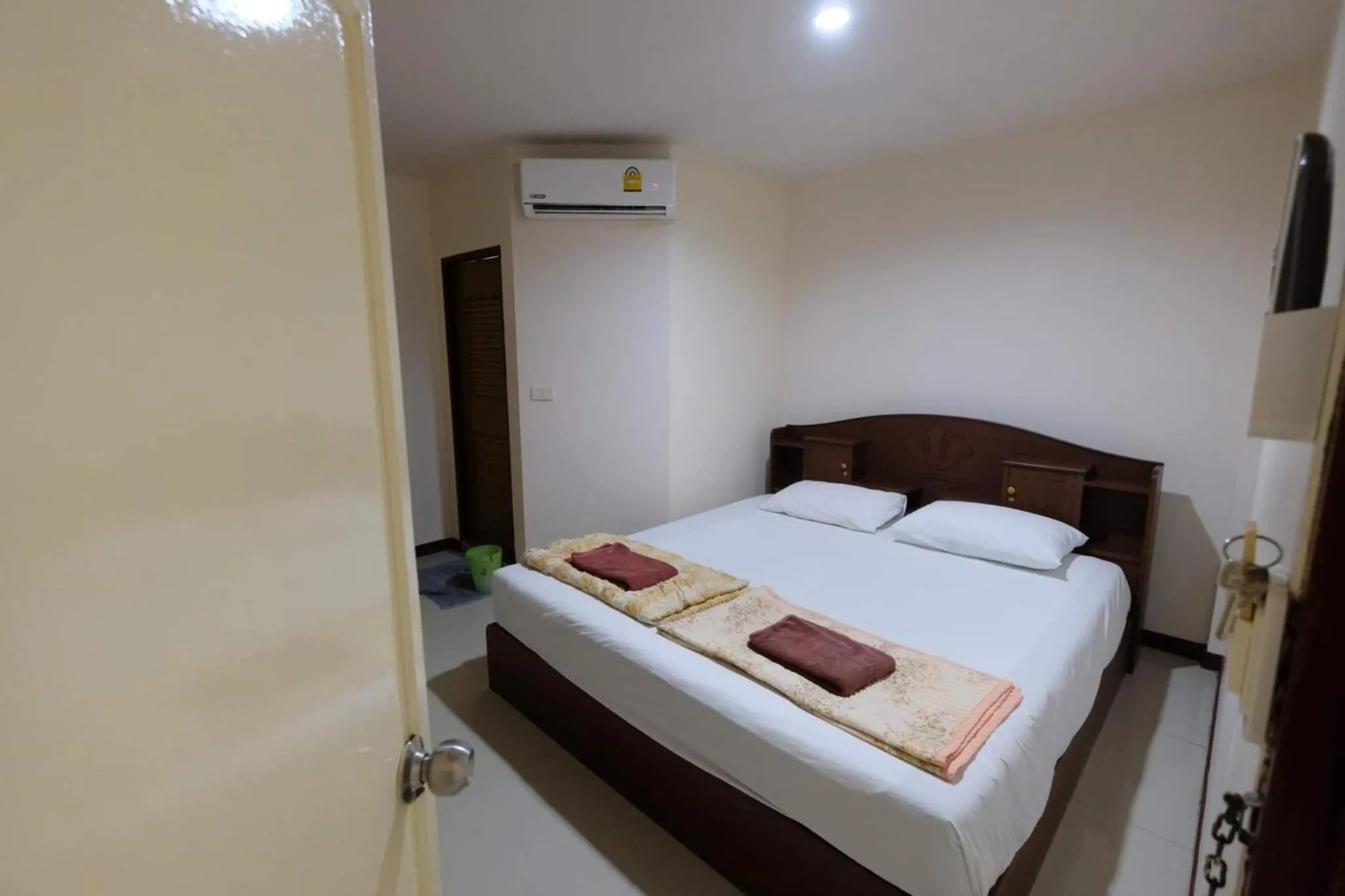 Bed in Phi Phi Blue Lagoon