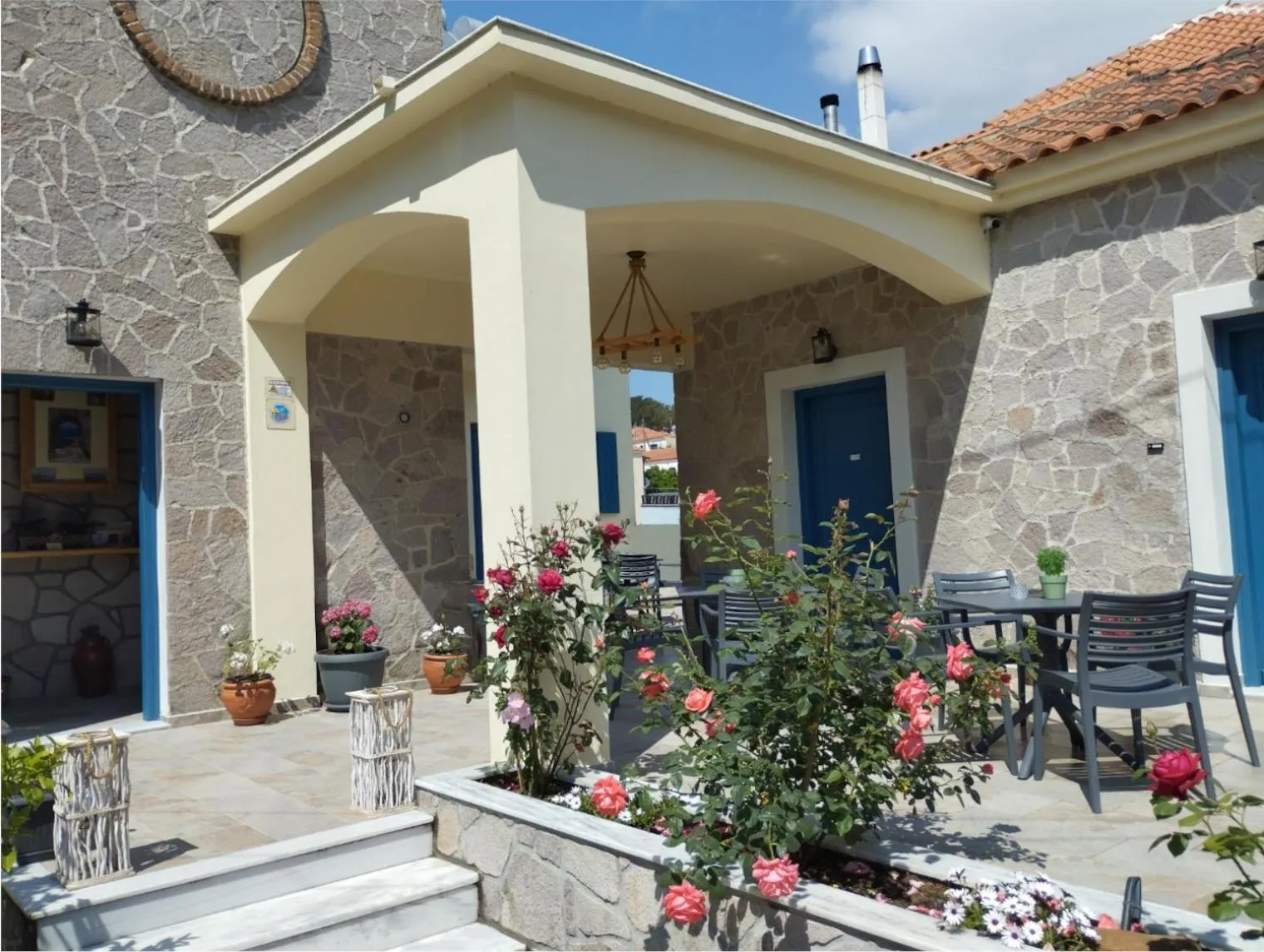 Garden view in Shining Star Petra