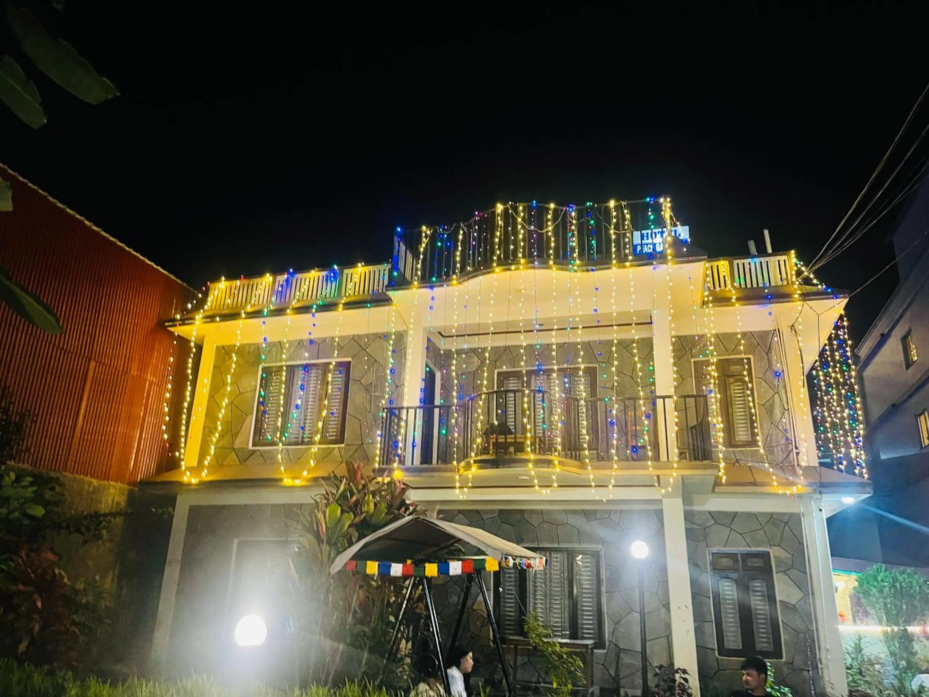 Property building in Hotel Peace Ganga Inn