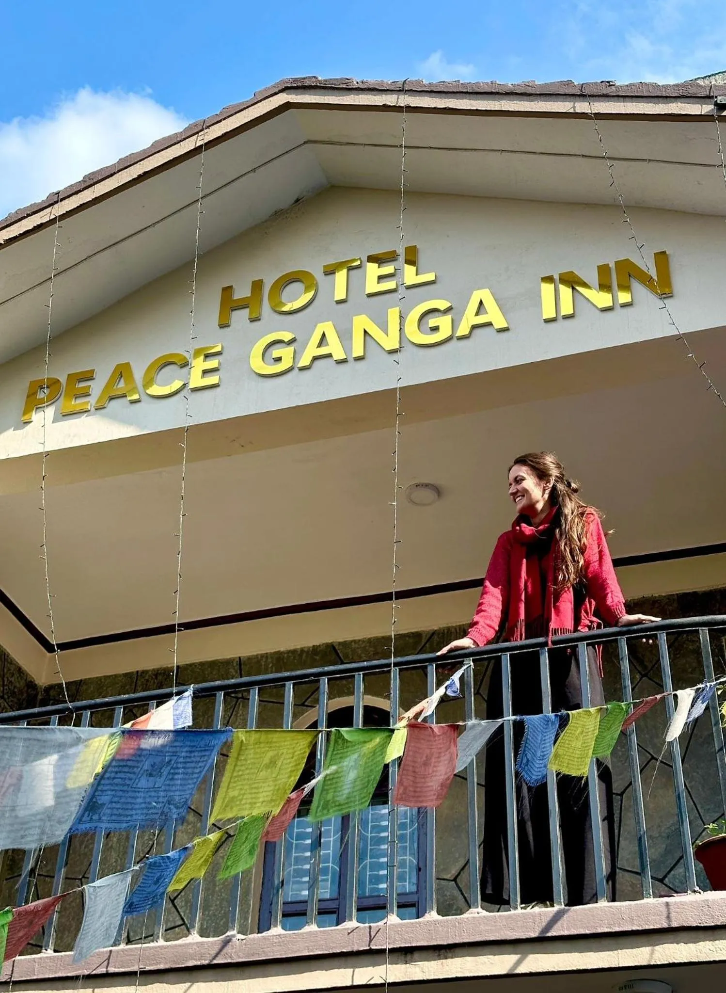 People in Hotel Peace Ganga Inn