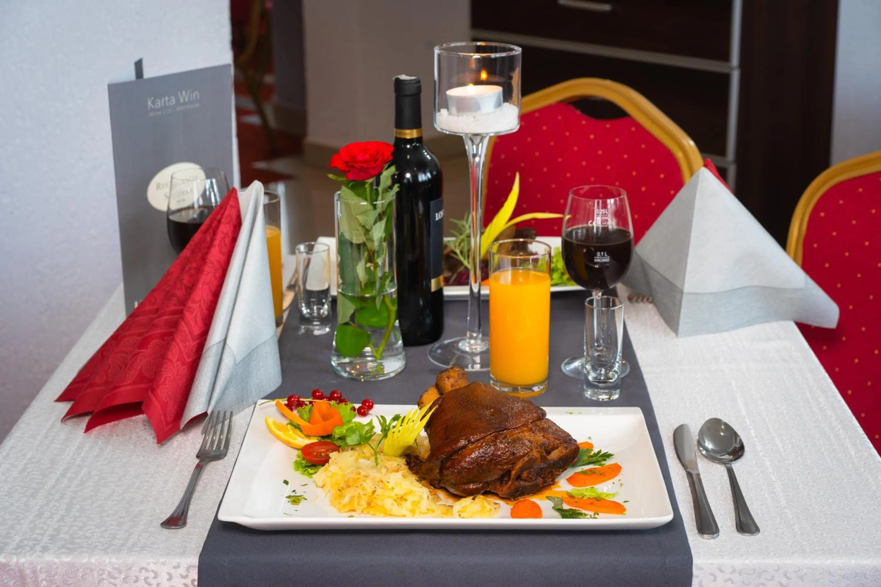 Restaurant/places to eat in Hotel Gromada Poznań