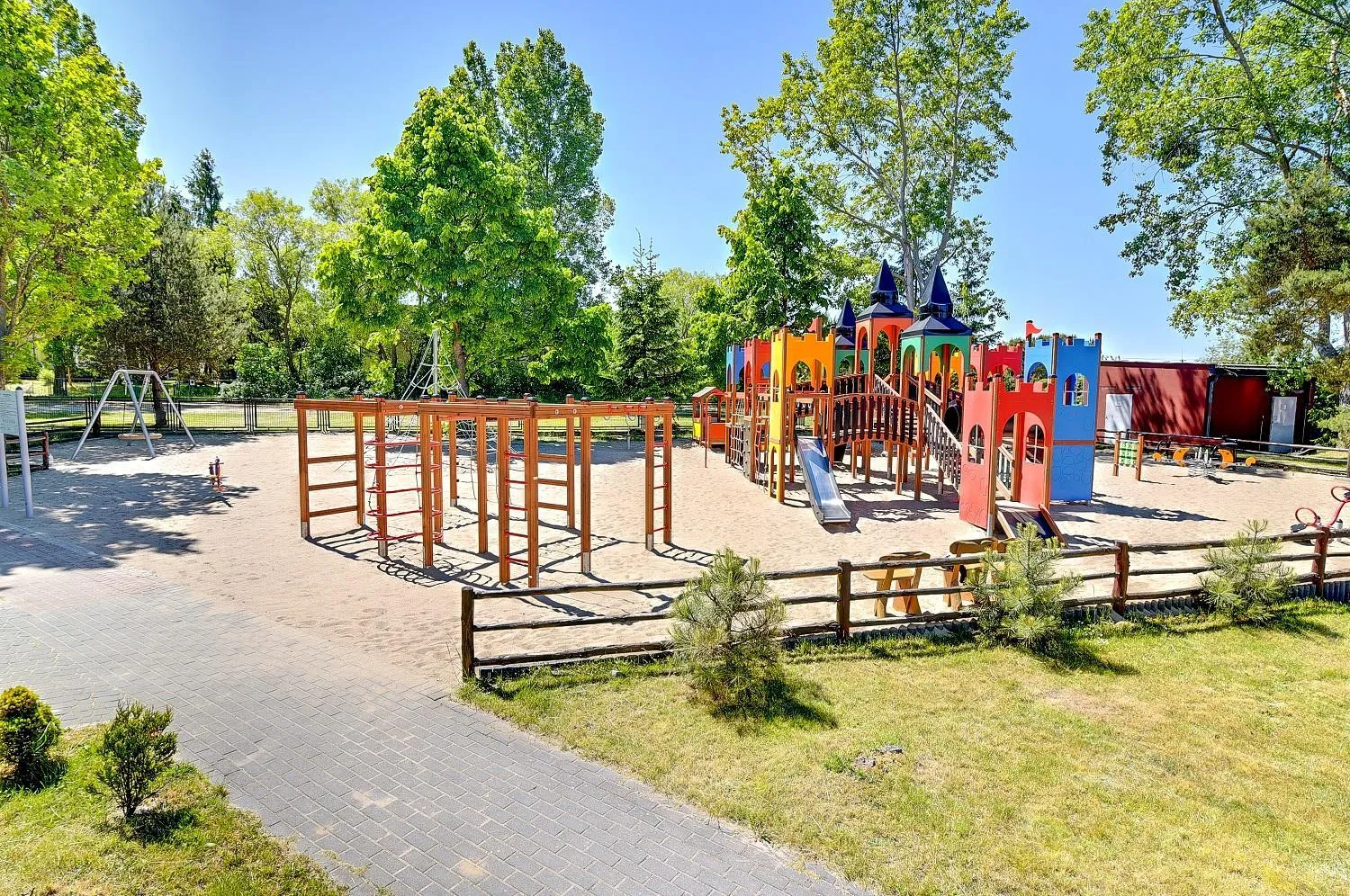 Children play ground in Hotel Astor