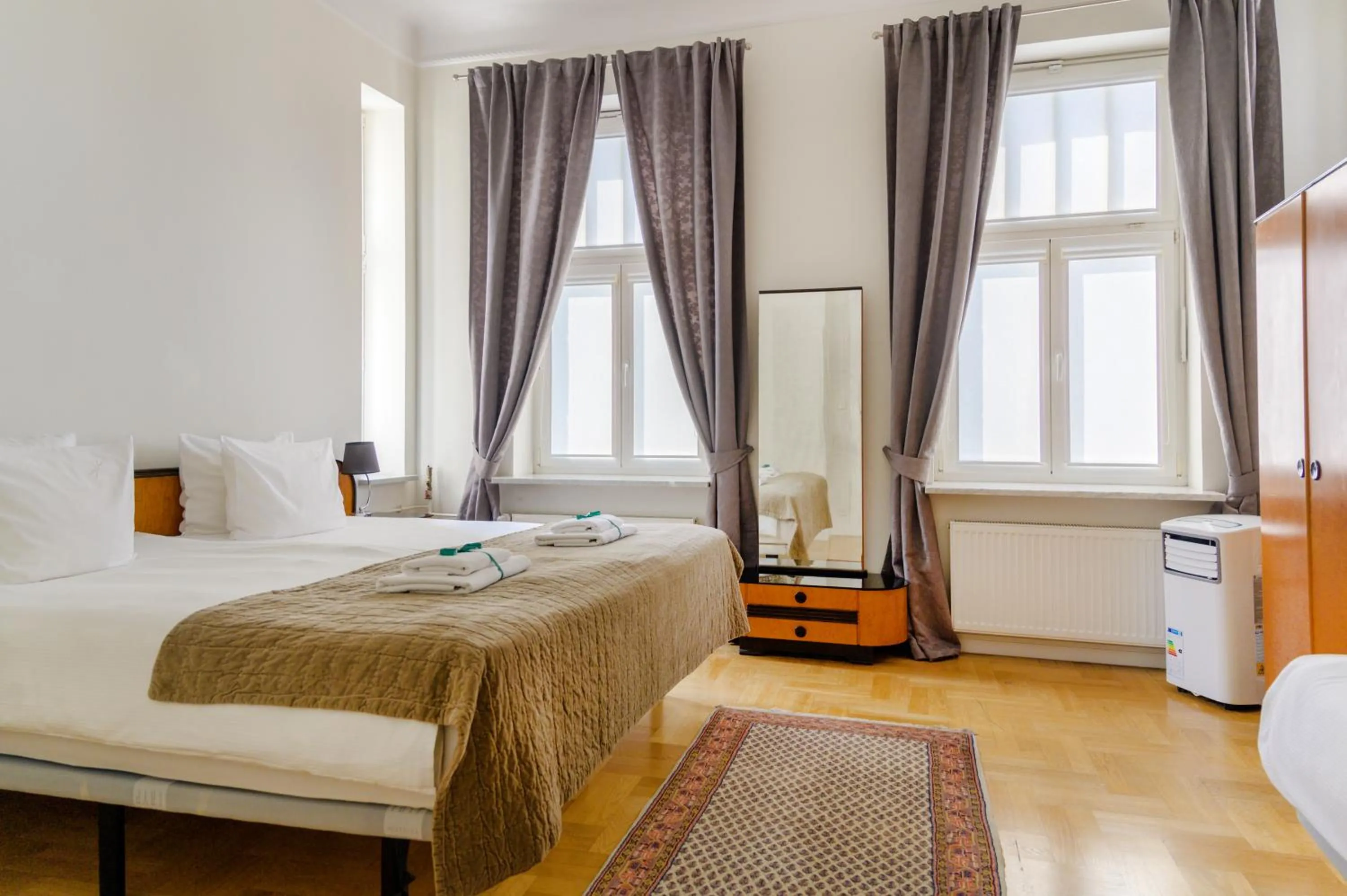 Bedroom, Bed in Chopin Boutique