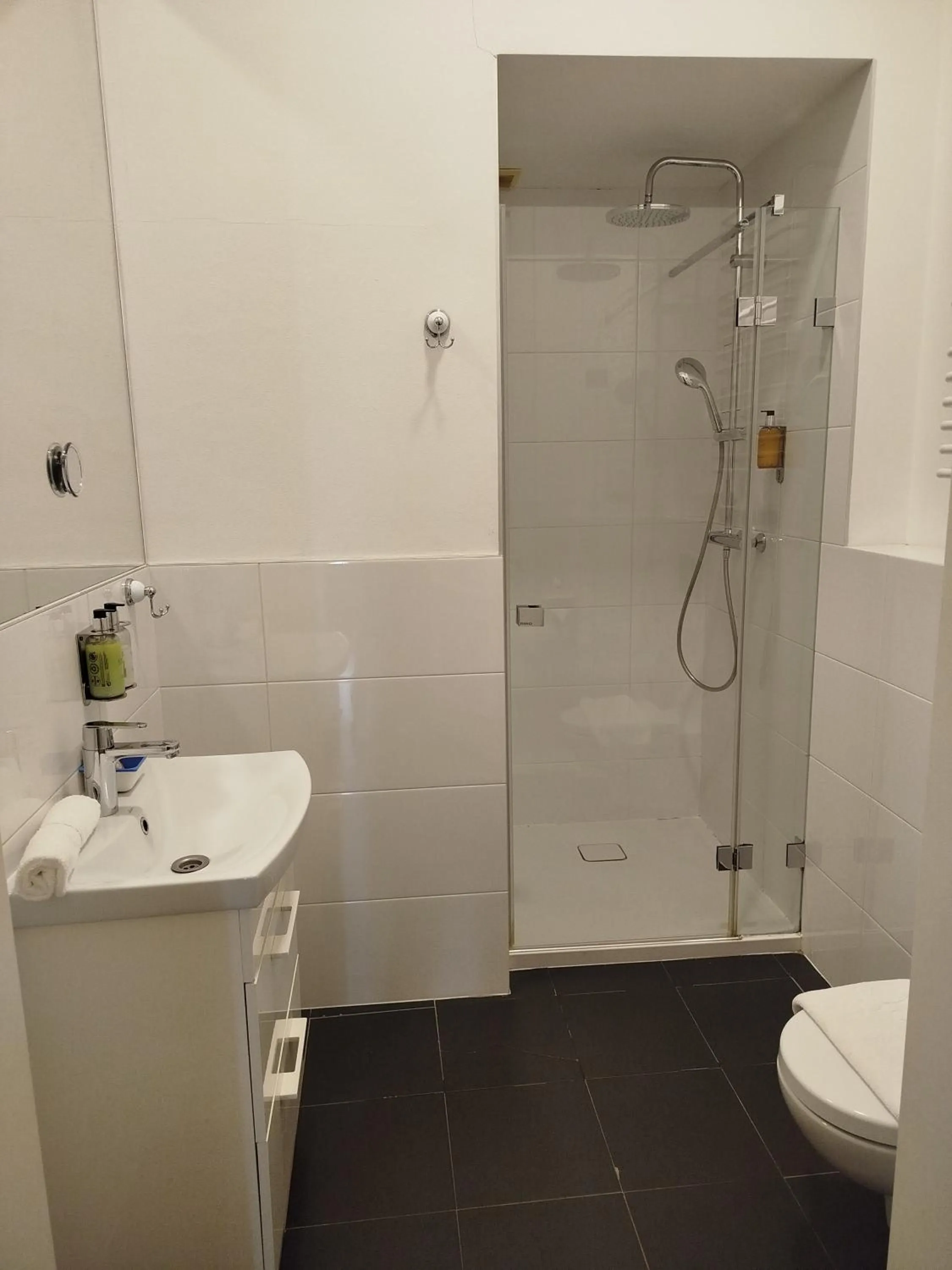 Bathroom in Chopin Boutique