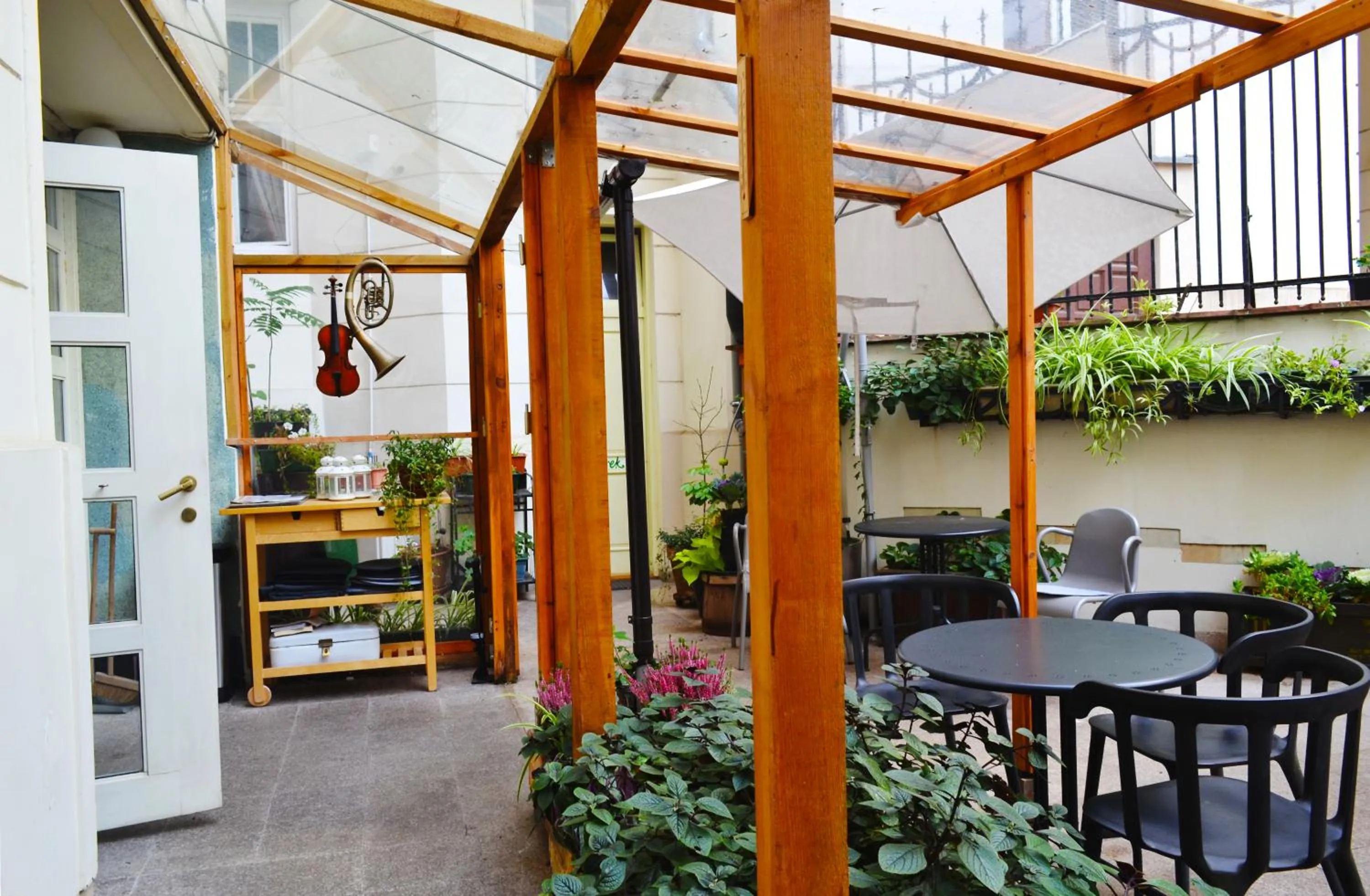 Patio in Chopin Boutique