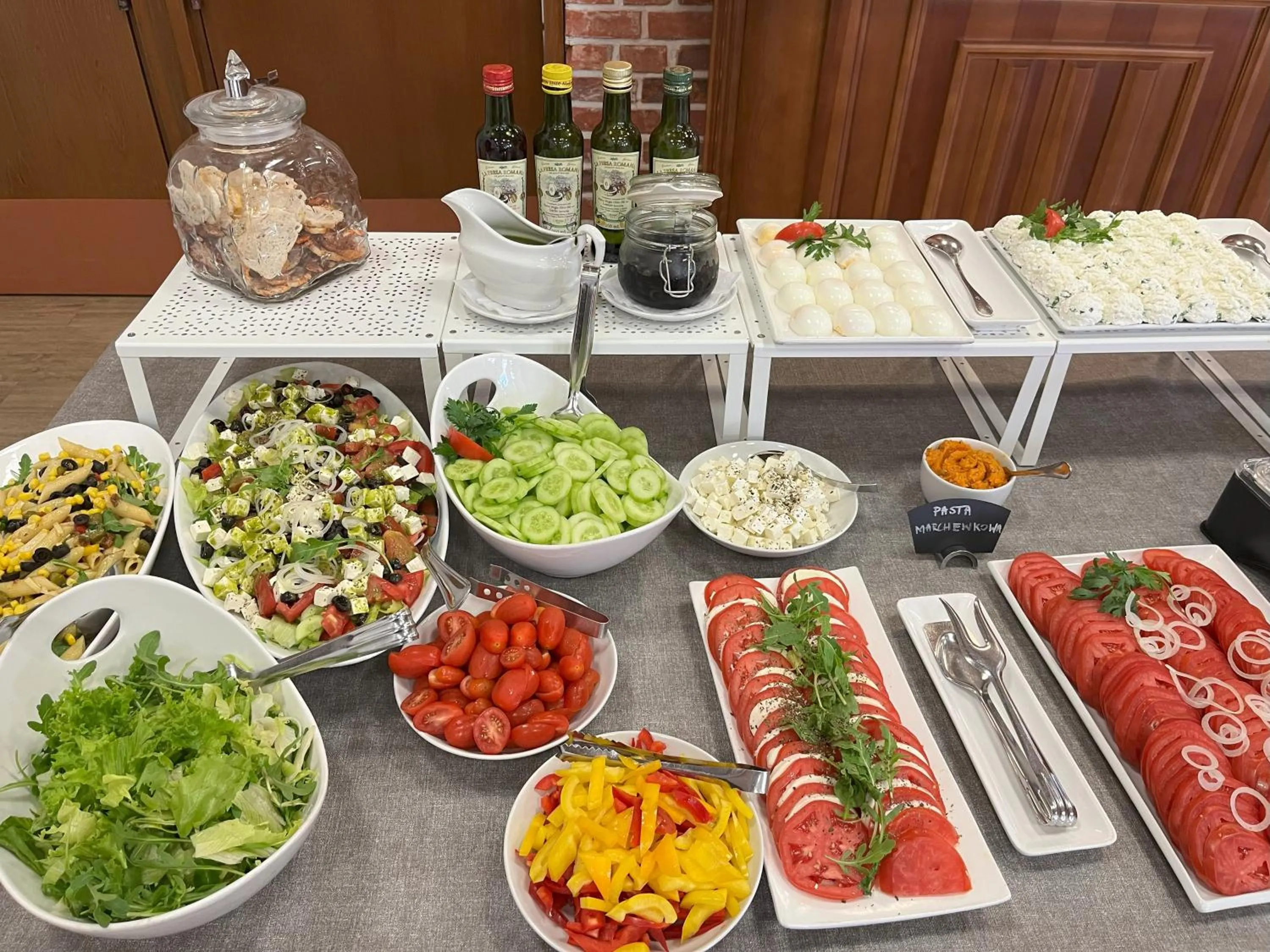 Buffet breakfast in Hotel Młyn Aqua Spa