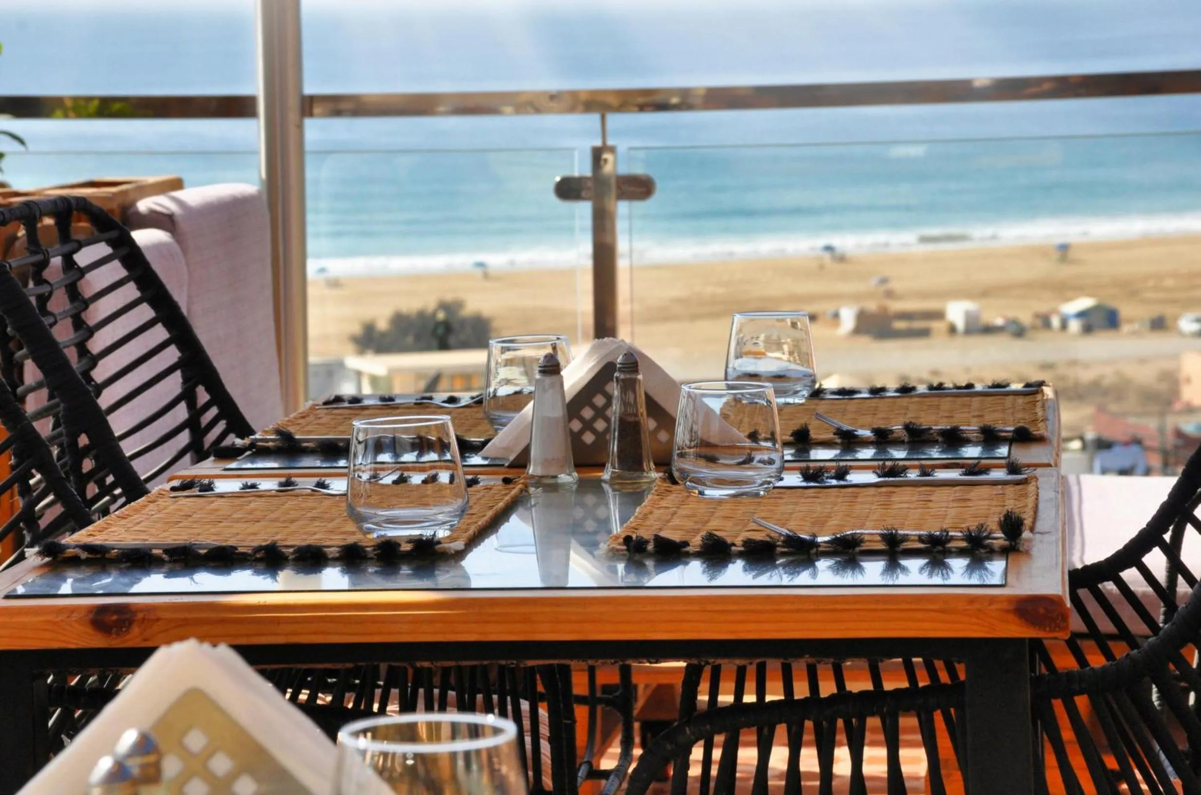 Dining area in BLUE WAVE LODGE