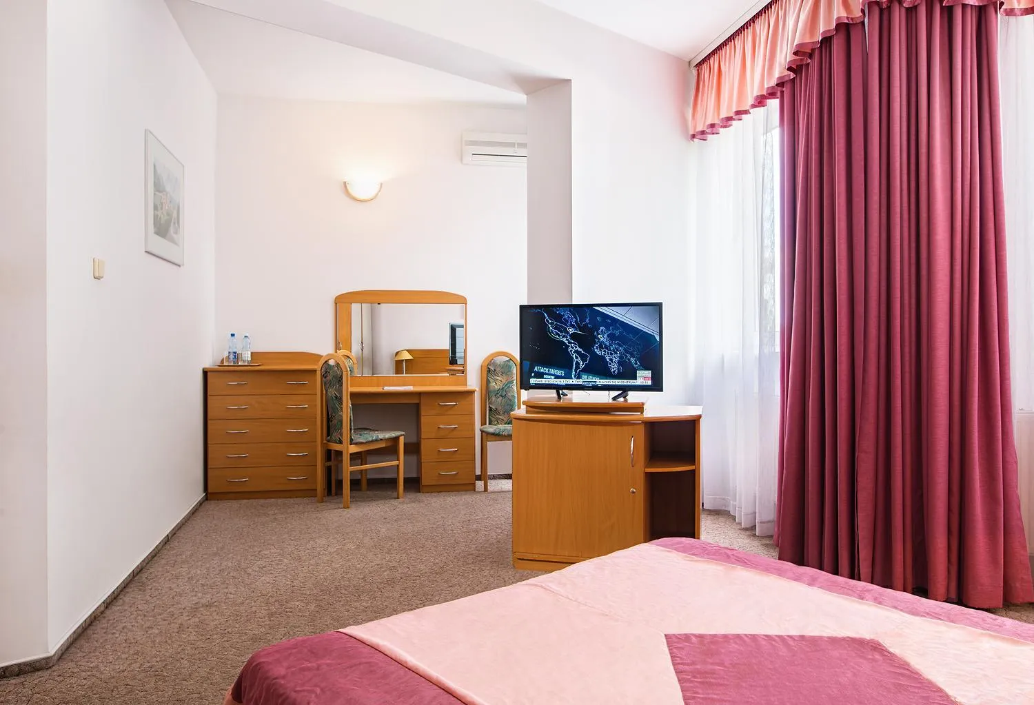 Photo of the whole room, Bed in Hotel Accademia