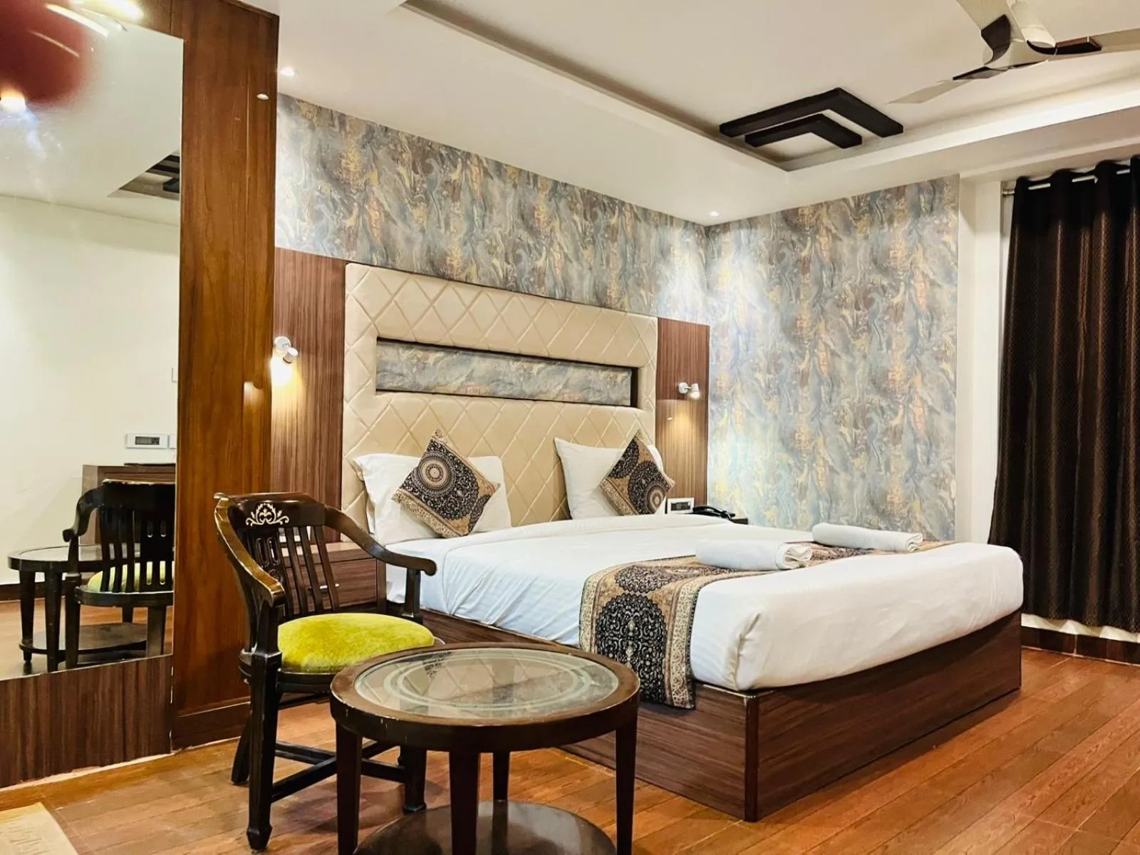 Photo of the whole room, Bed in THE TRIUMPH Hotel