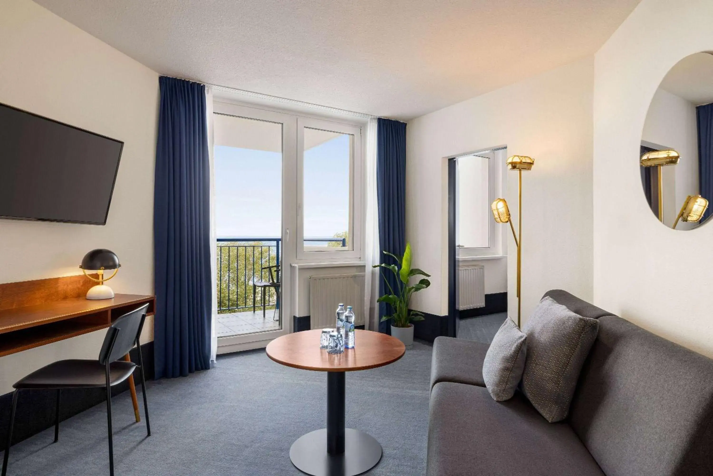 Junior Suite - single occupancy in Vienna House by Wyndham Amber Baltic Miedzyzdroje Junior Suite - single occupancy in Vienna House by Wyndham Amber Baltic Miedzyzdroje