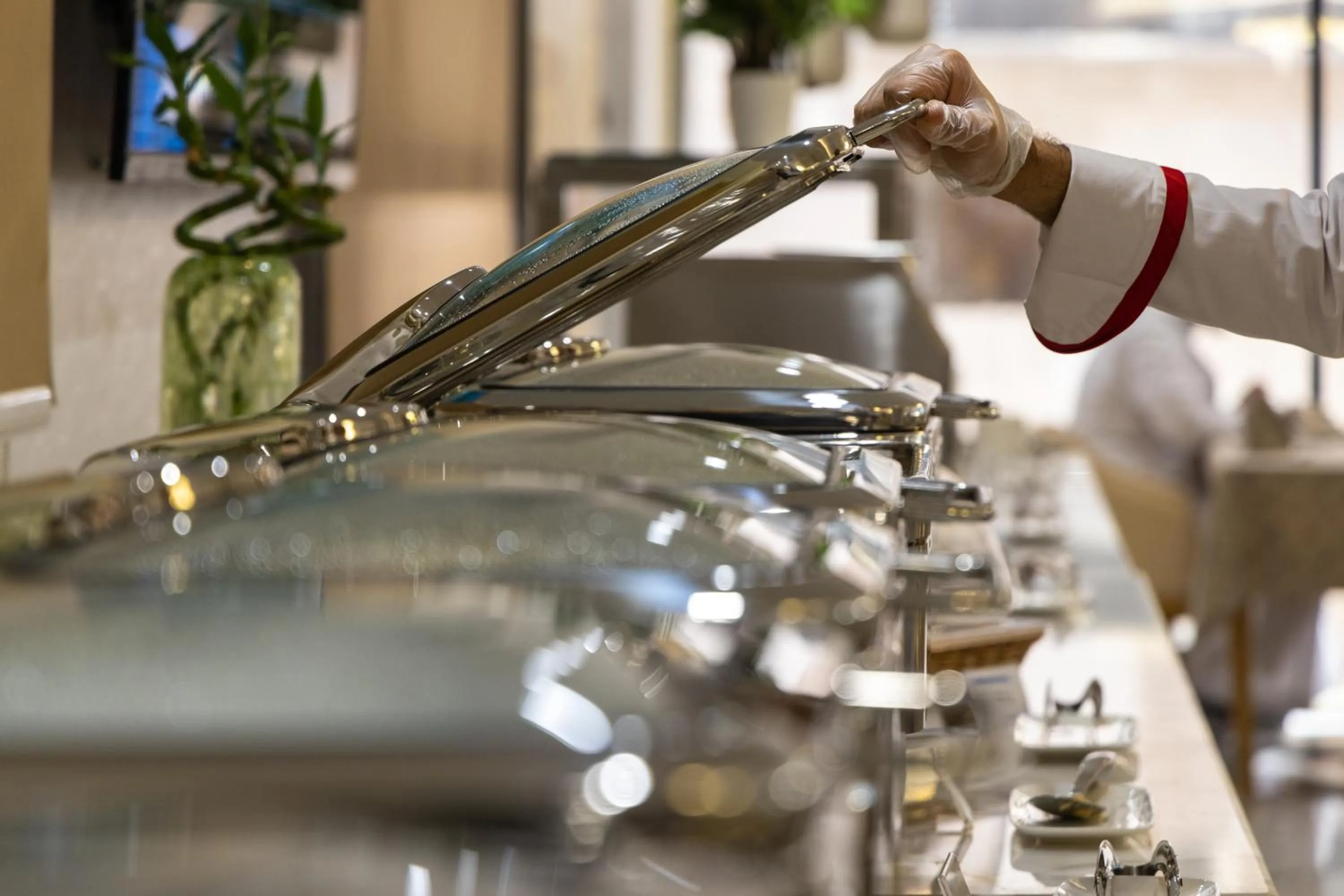 Restaurant/places to eat in Qasr Al Sahab Hotel Makkah