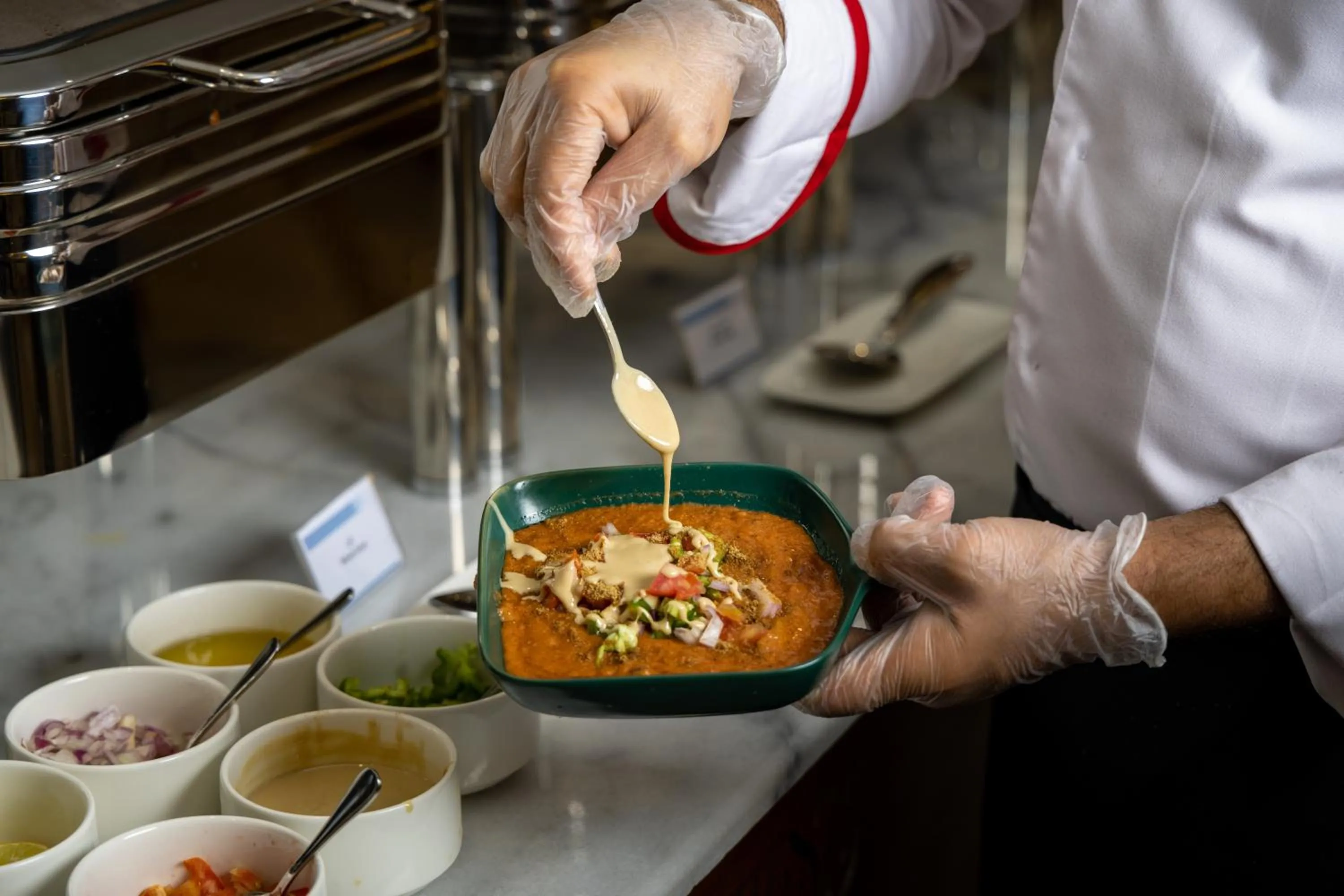 Food and drinks in Qasr Al Sahab Hotel Makkah