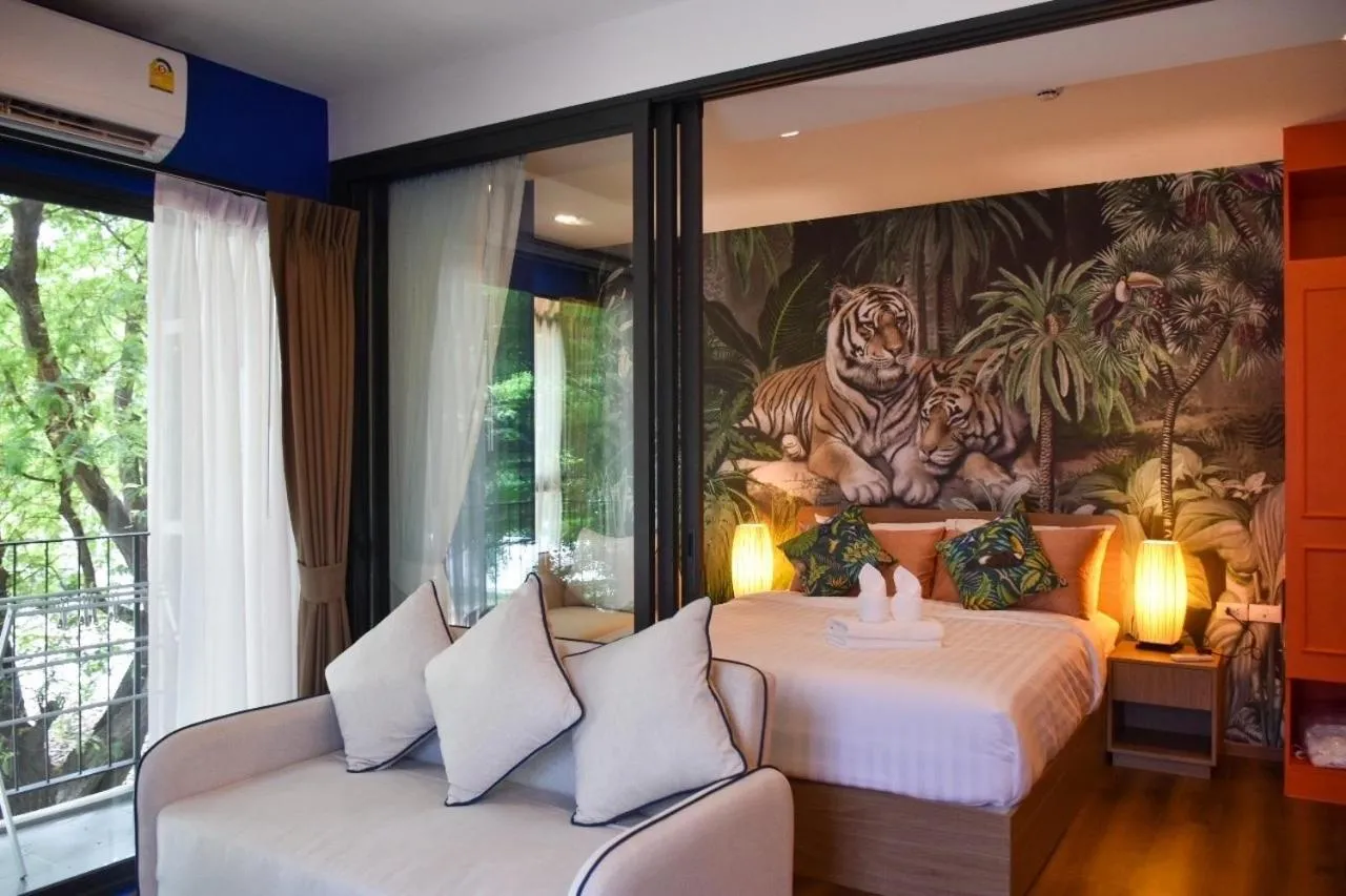 LA Beachfront Relaxation HuaHin by RT258