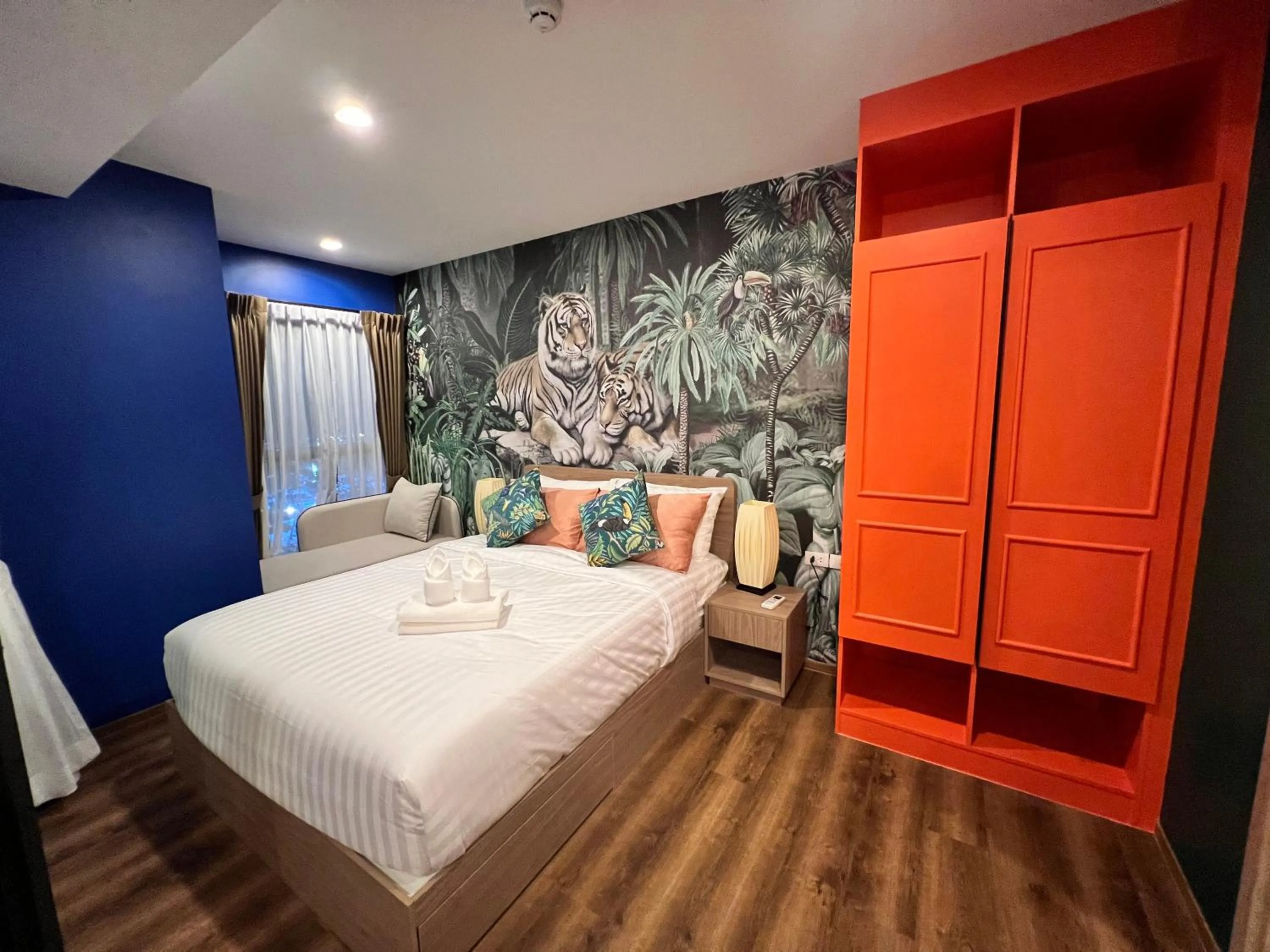 Bed in LA Beachfront Relaxation HuaHin by RT258