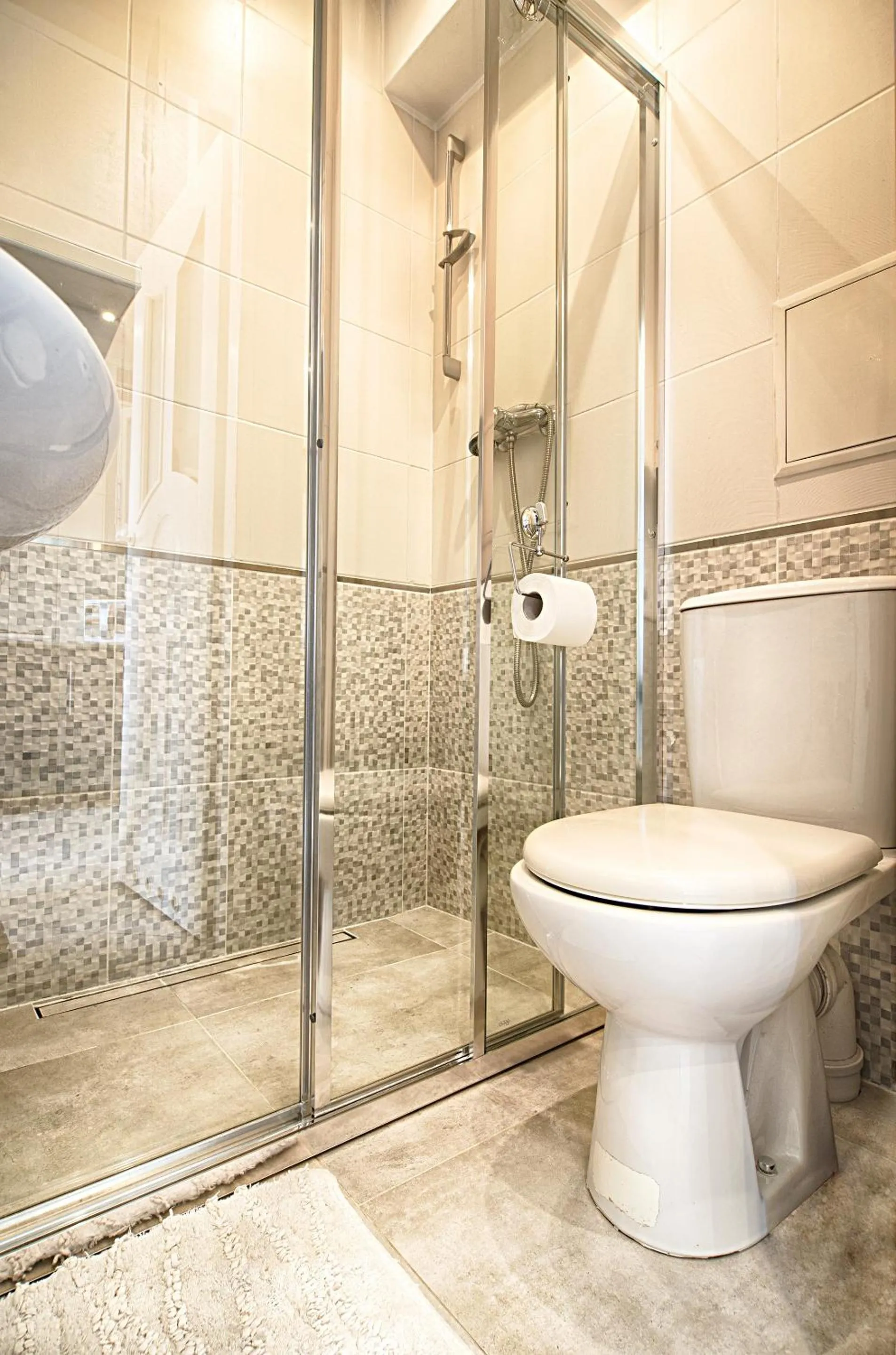 Bathroom in Old Town Kanonia Hostel & Apartments