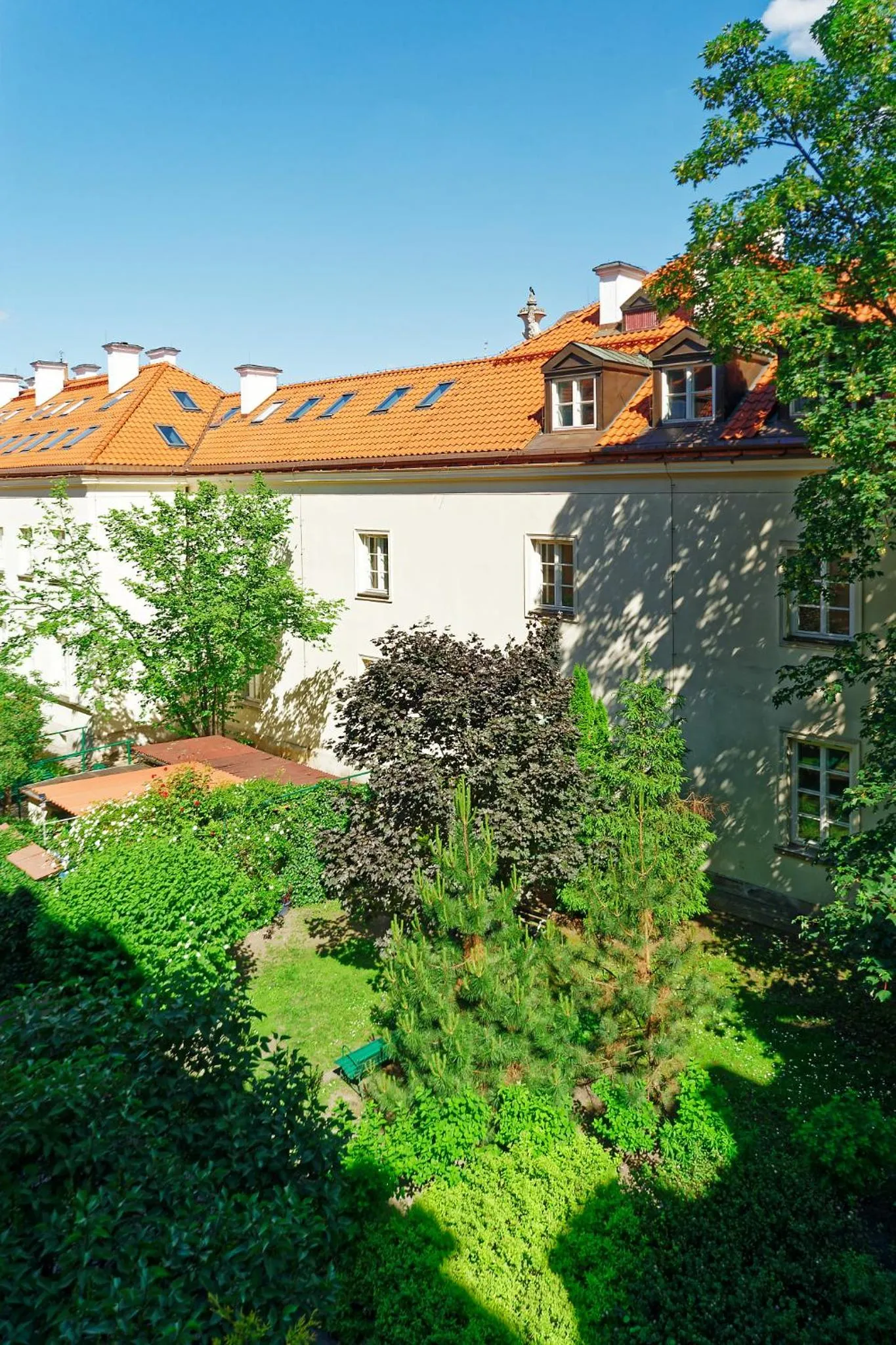 Garden in Old Town Kanonia Hostel & Apartments