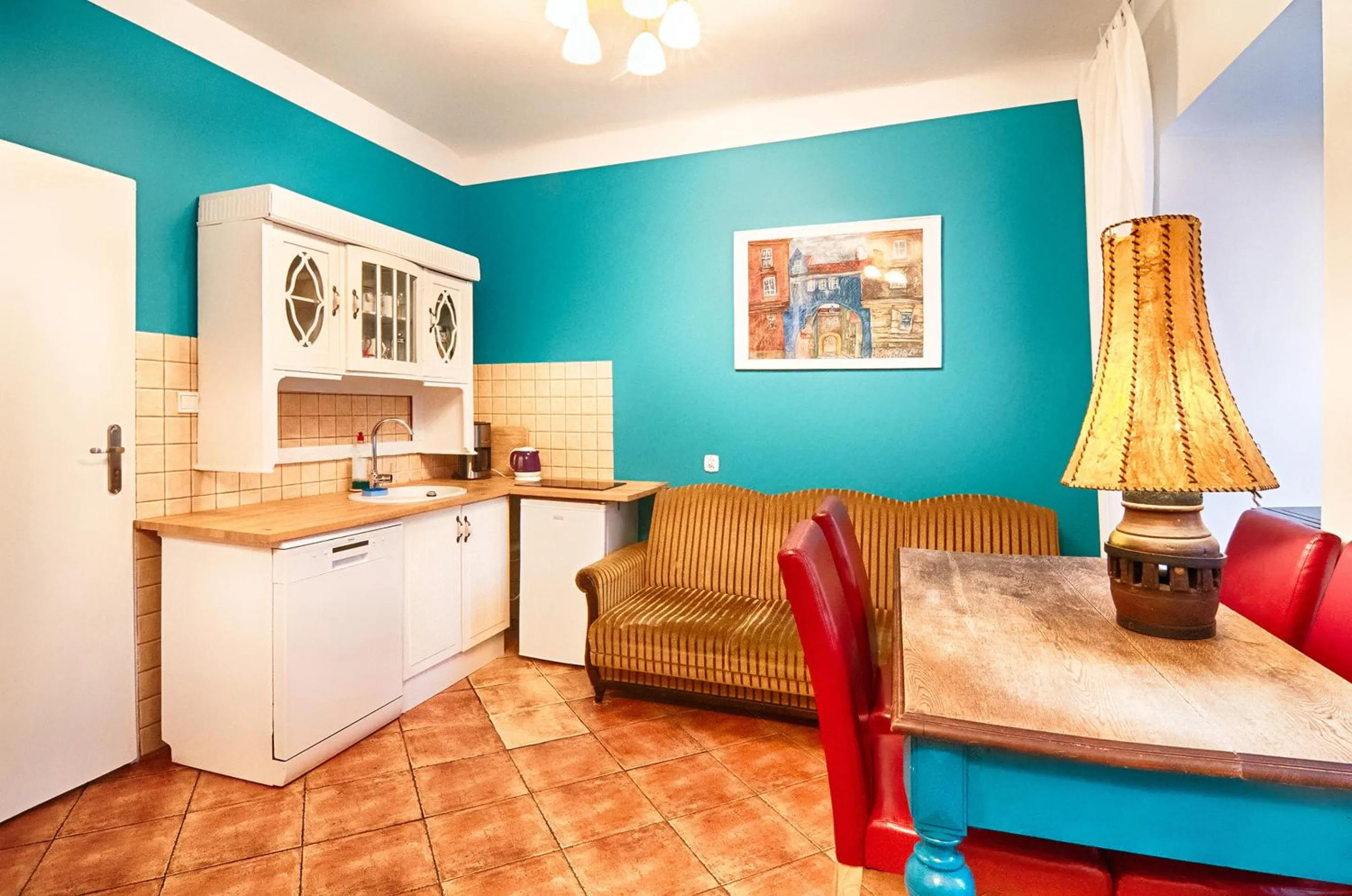 Kitchen or kitchenette in Old Town Kanonia Hostel & Apartments