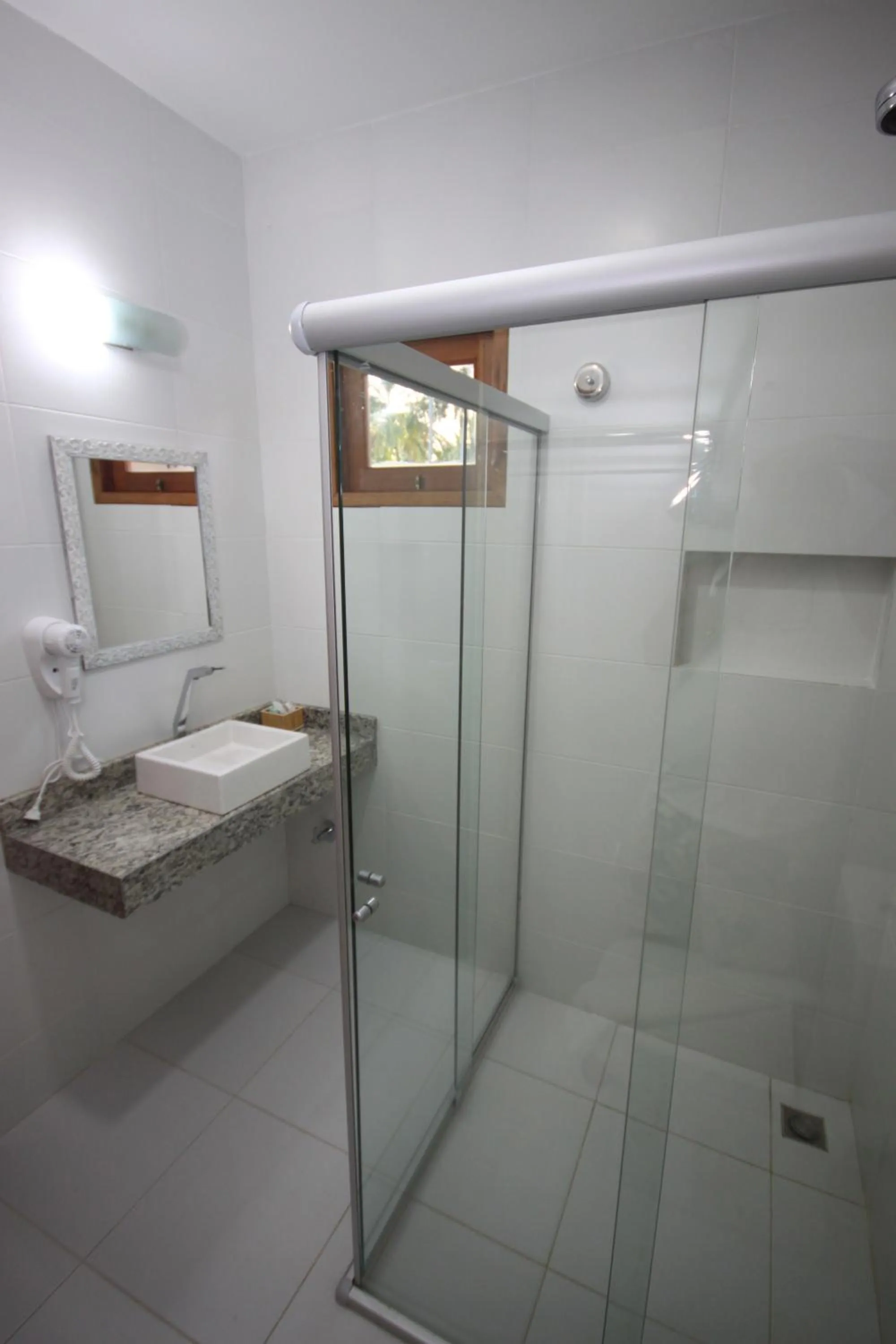 Bathroom in Pousada Yapara-Tyba