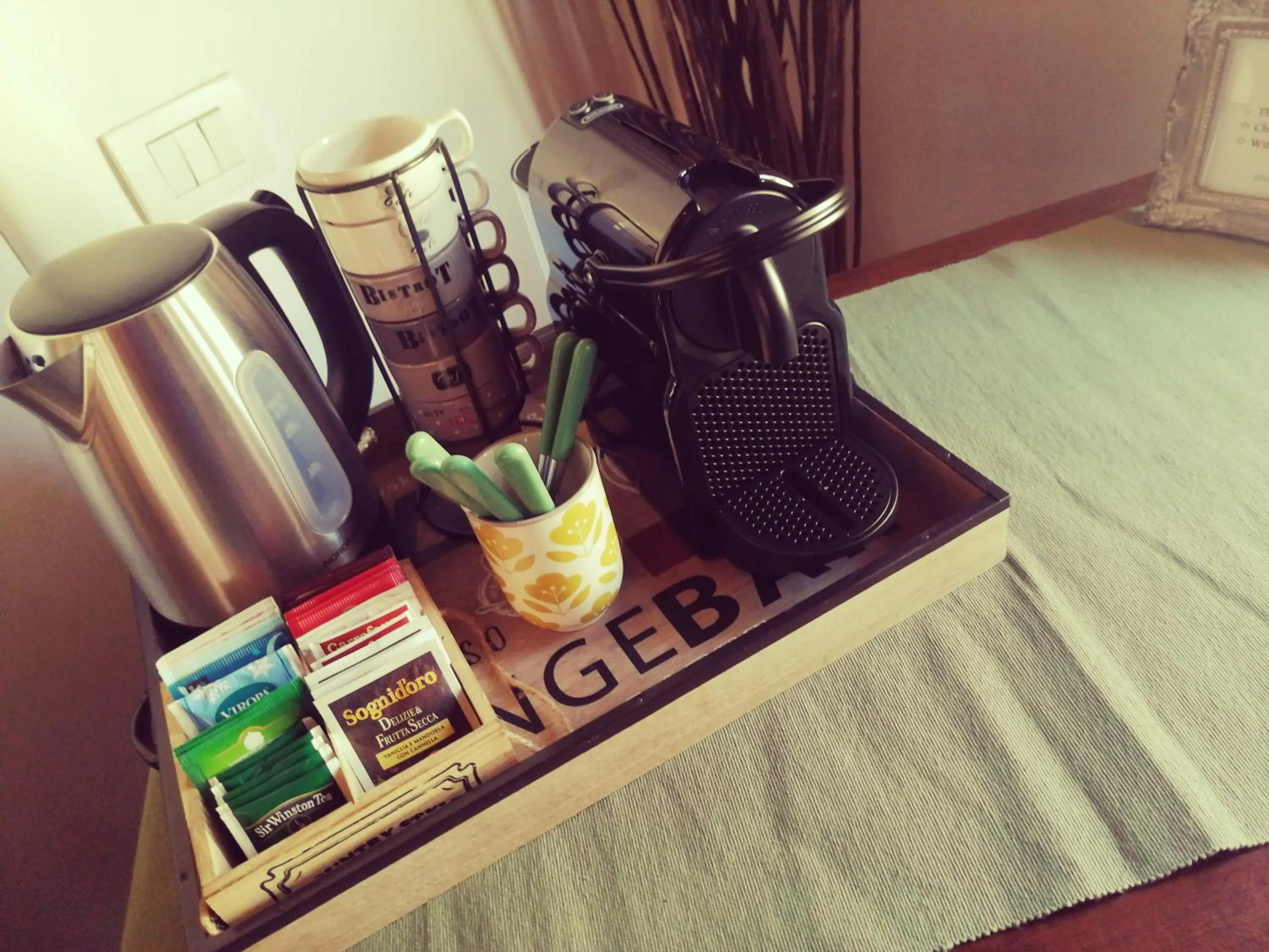 Coffee/tea facilities in Il Pettirosso B&B
