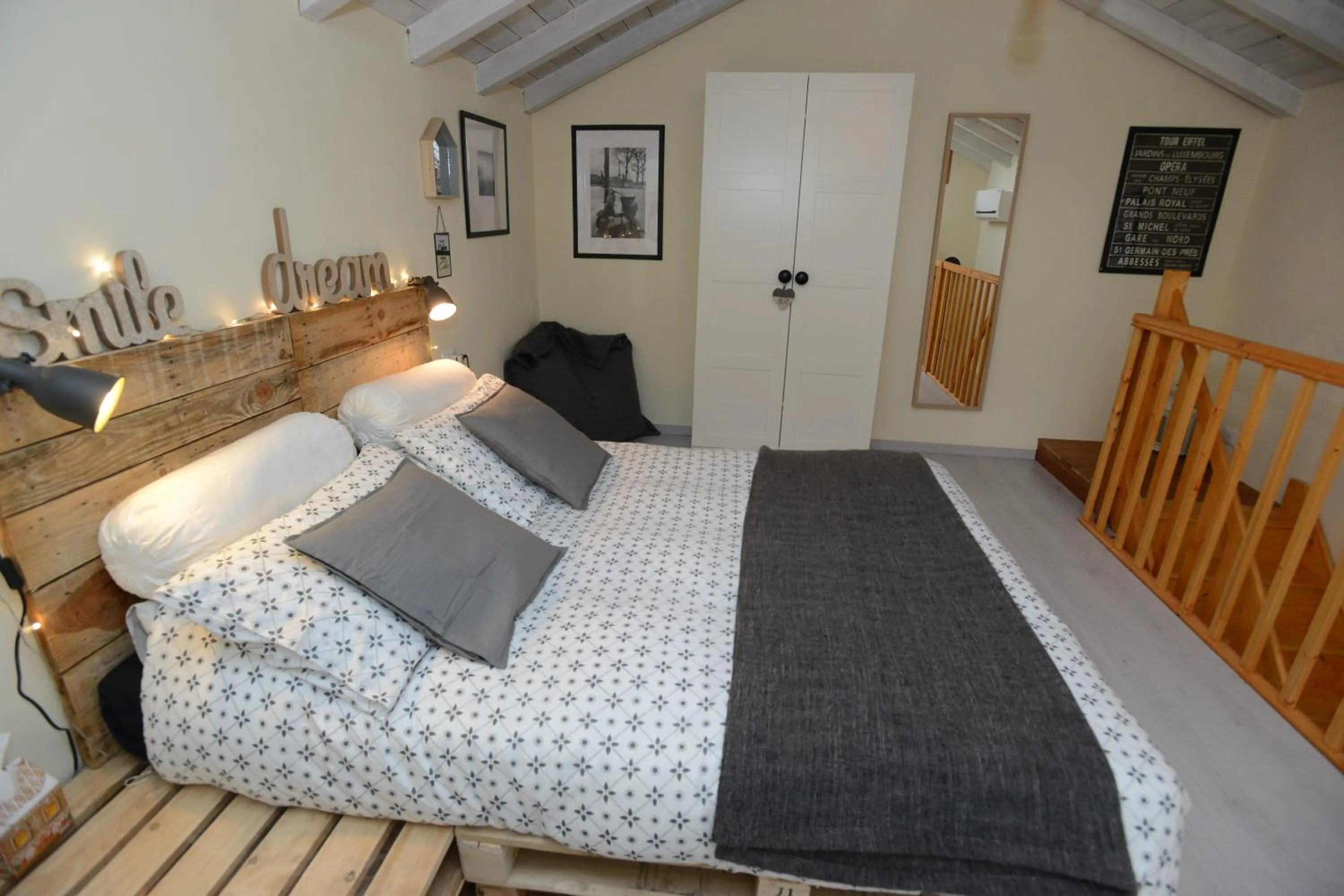 Photo of the whole room, Bed in Il Pettirosso B&B