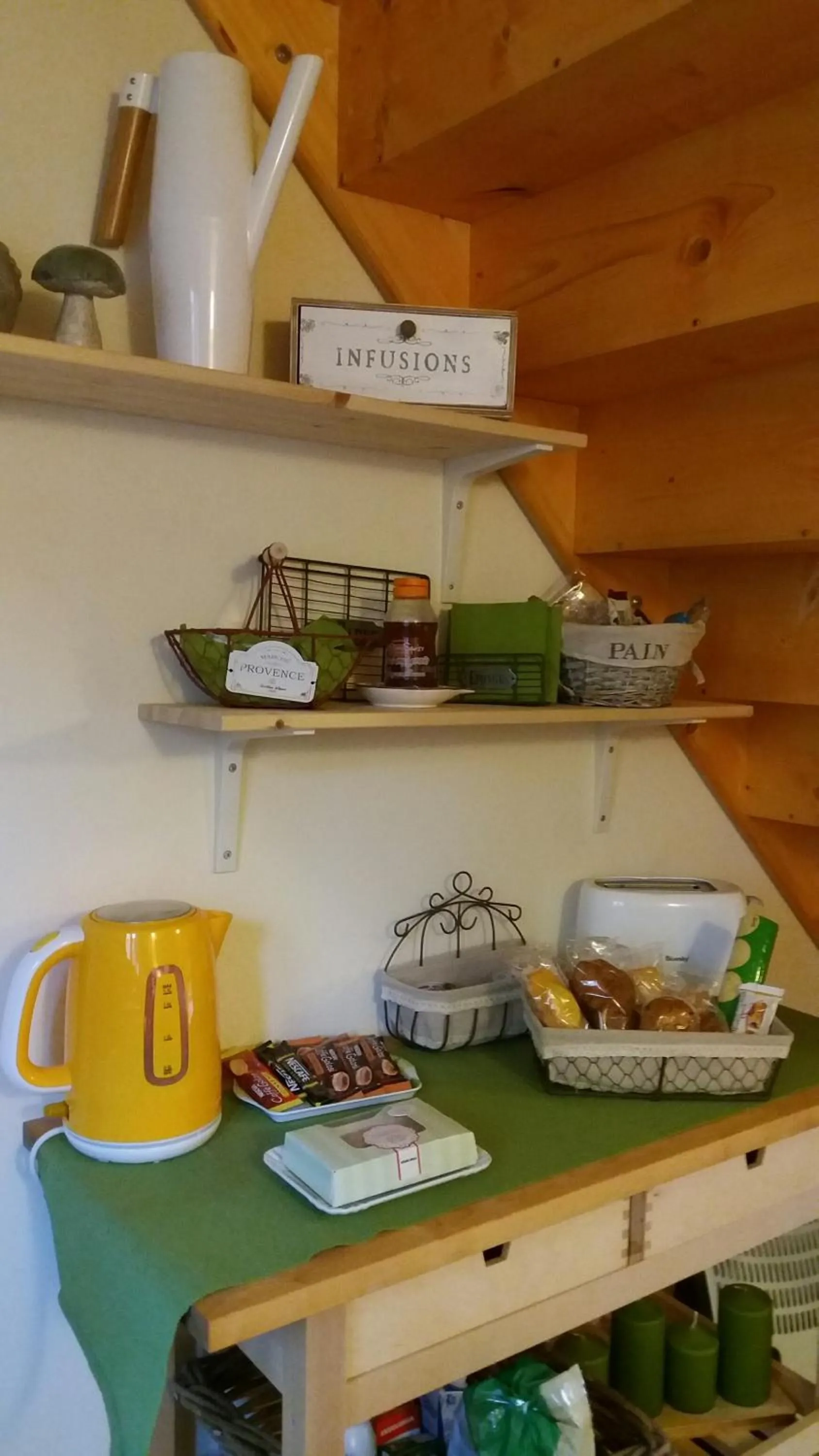 Food and drinks in Il Pettirosso B&B