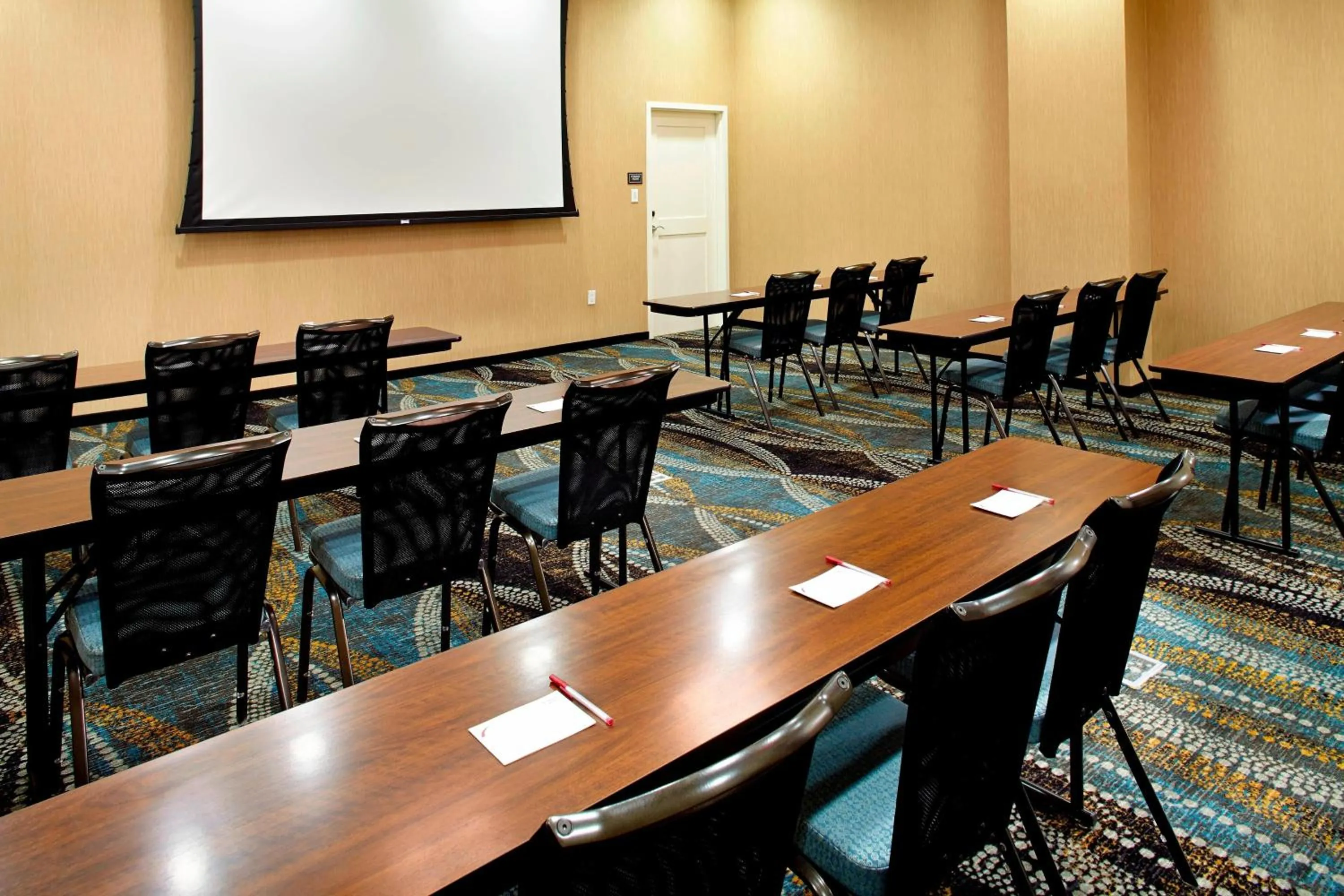 Meeting/conference room in Residence Inn by Marriott Secaucus Meadowlands