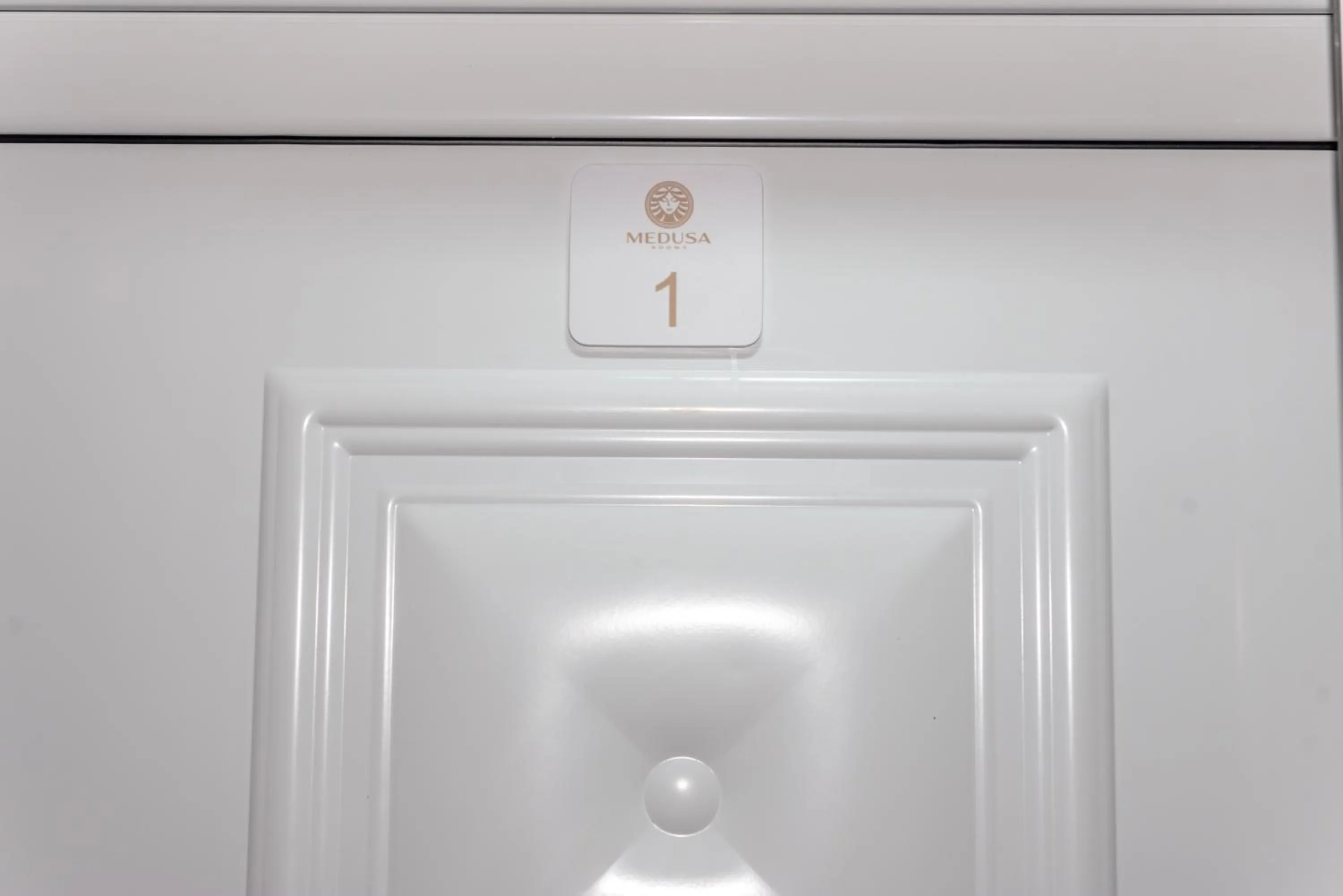 Facade/entrance in Medusa Rooms