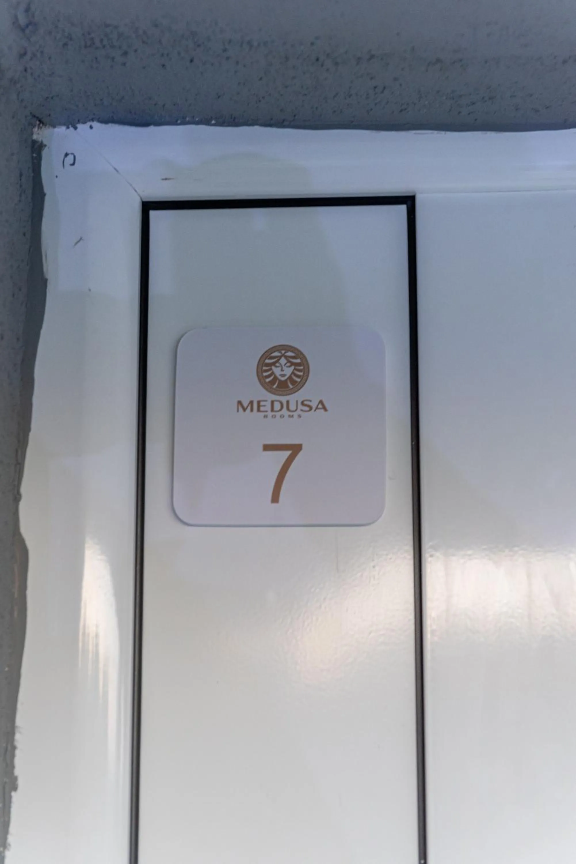 Facade/entrance in Medusa Rooms