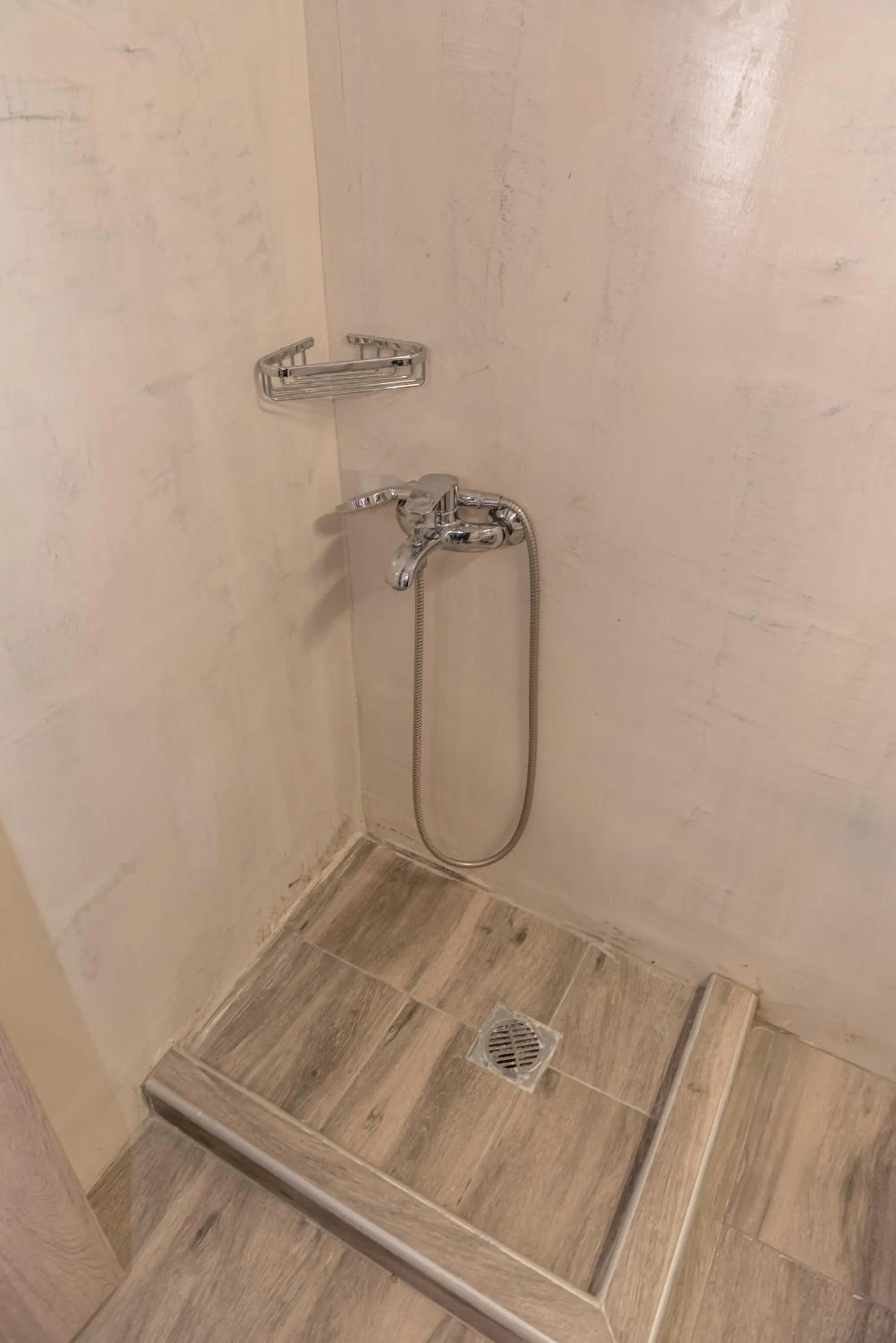 Shower in Medusa Rooms