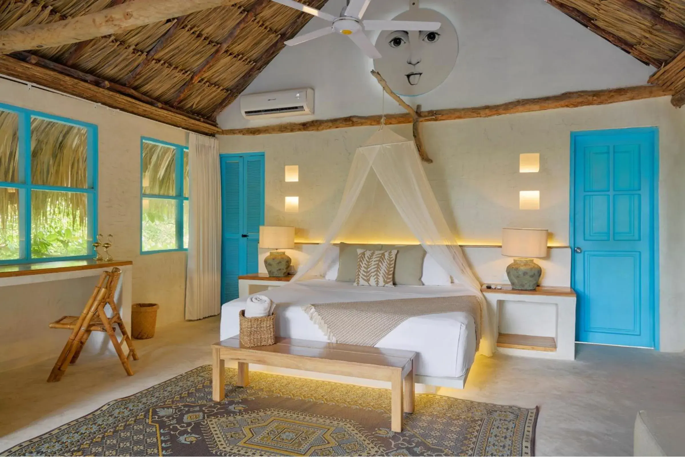 Photo of the whole room, Bed in Fenix Beach Cartagena Photo of the whole room, Bed in Fenix Beach Cartagena