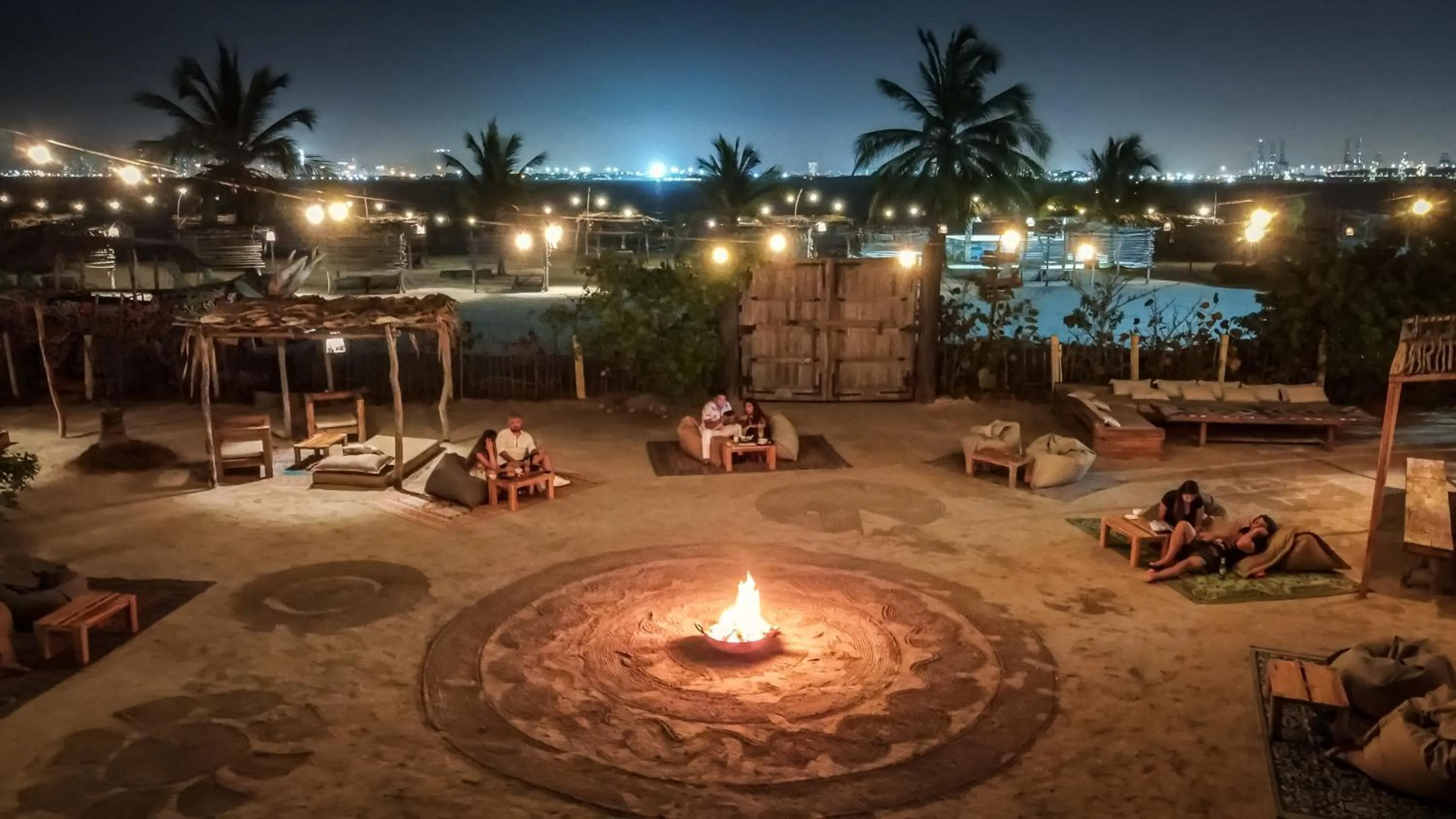 Restaurant/places to eat in Fenix Beach Cartagena