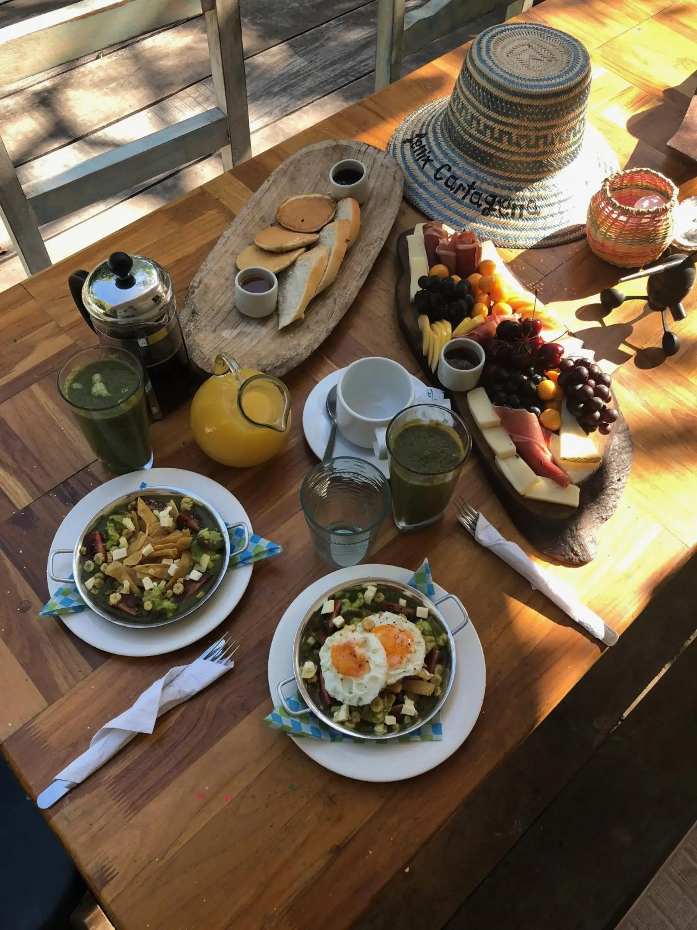 Restaurant/places to eat in Fenix Beach Cartagena Restaurant/places to eat in Fenix Beach Cartagena