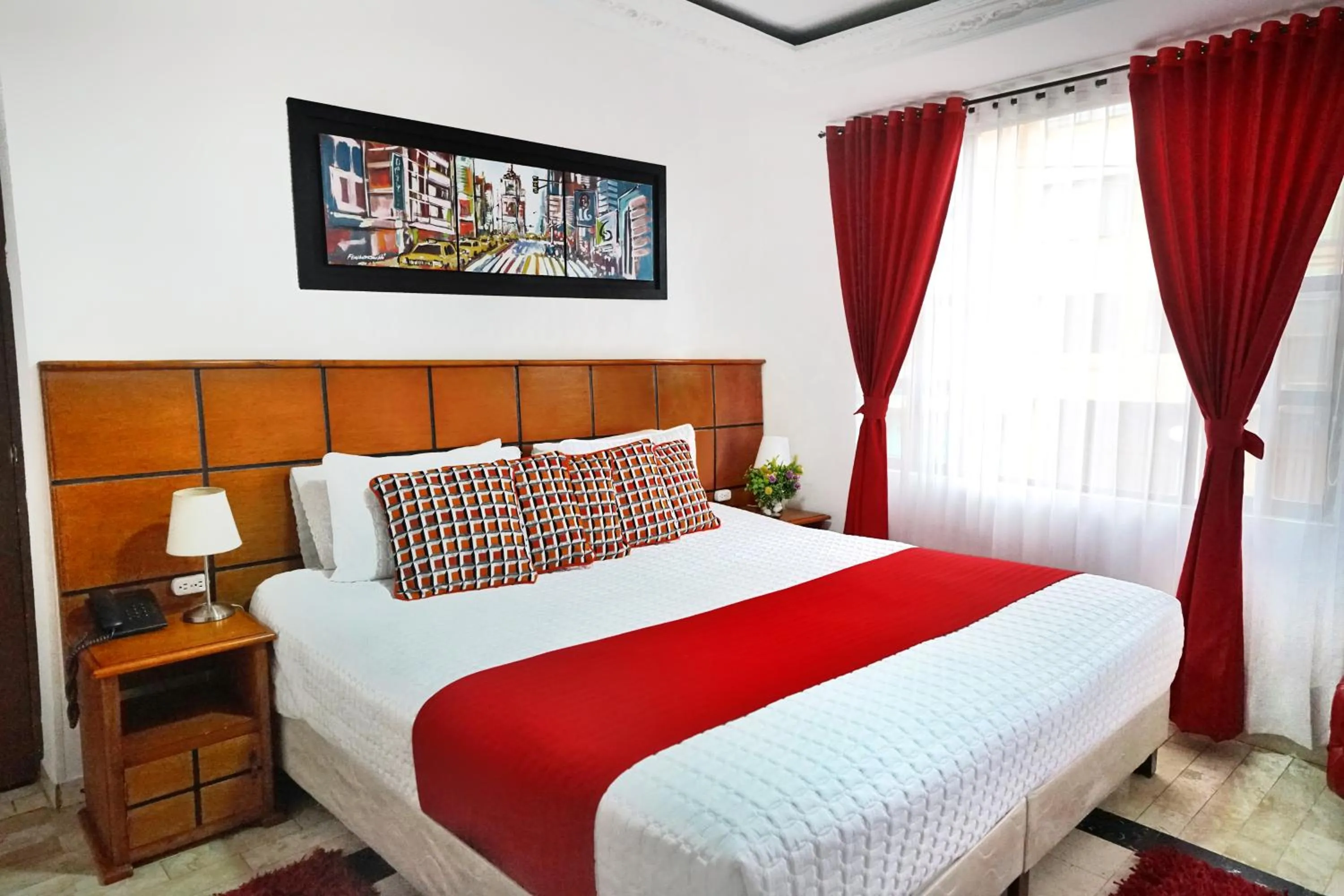 Hotel Embajada Real