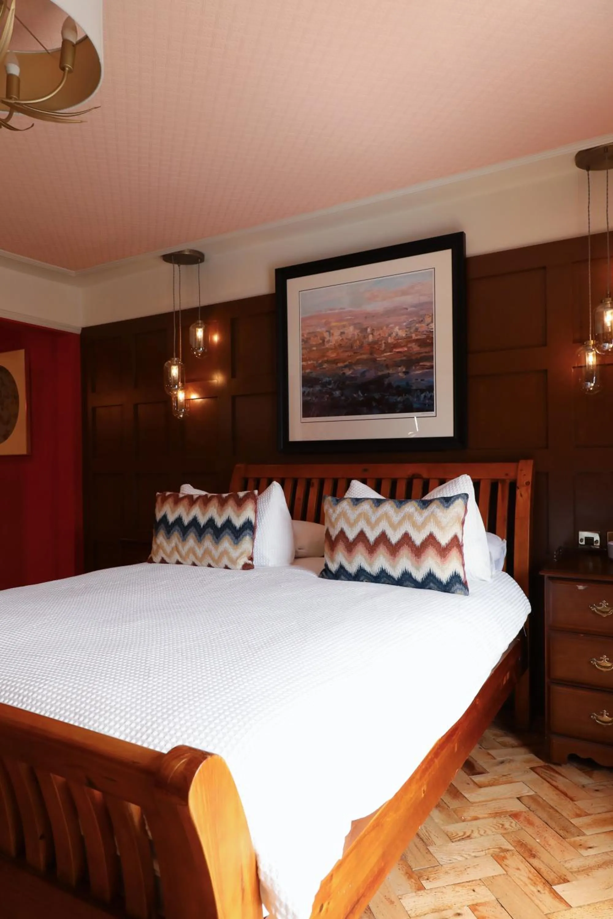 Bed in The Dundrum Inn B&B