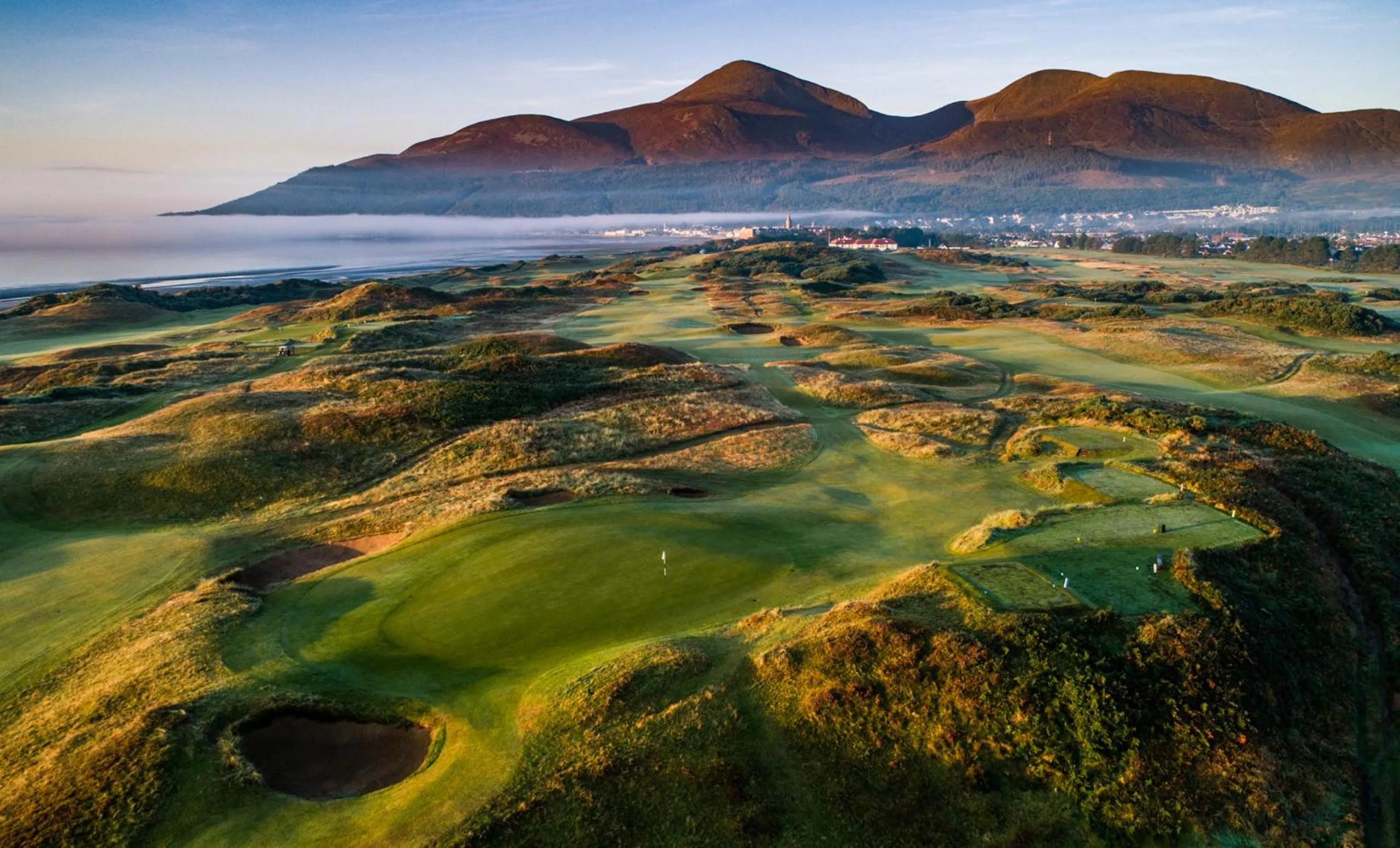 Golfcourse in The Dundrum Inn B&B